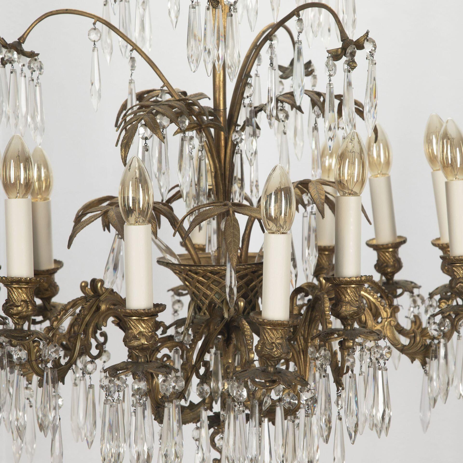 Dorato Lampadario francese in ormolu del XX secolo in vendita