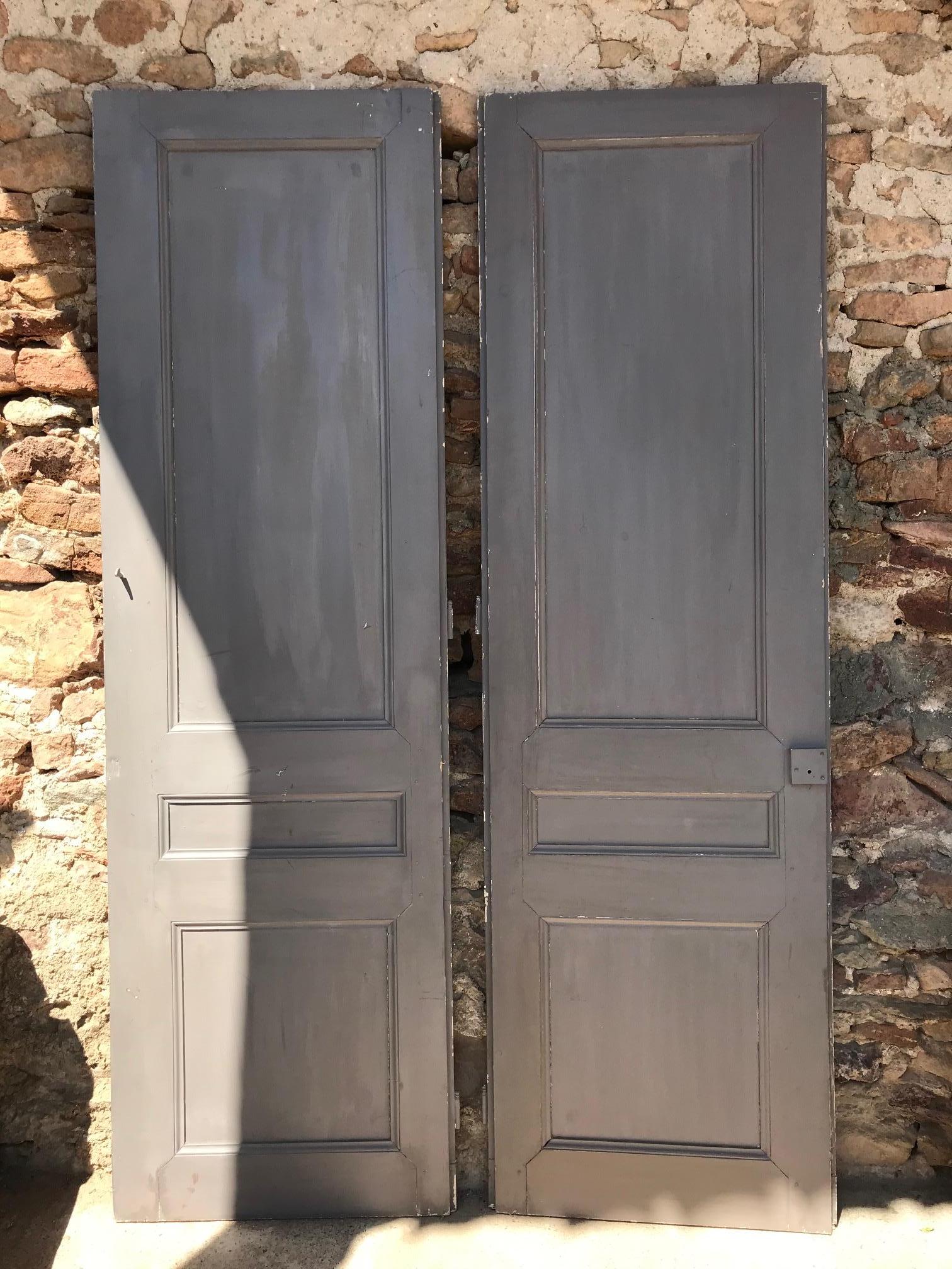 20th Century French Painted Double Doors, 1900s For Sale 11