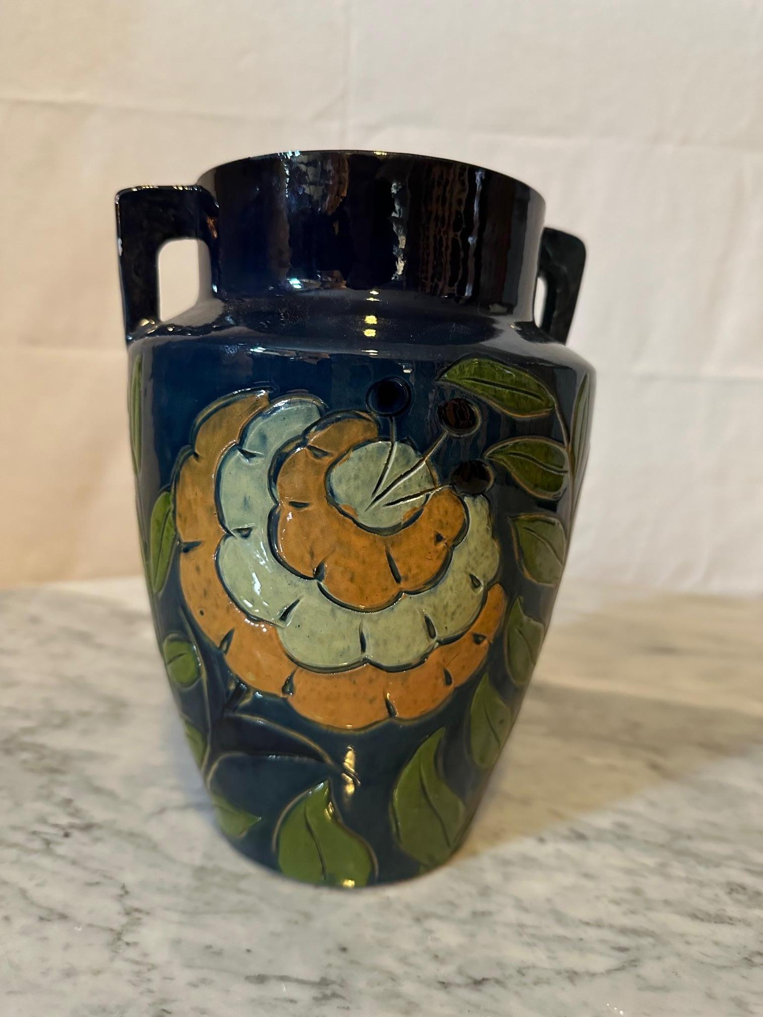 Vase Fauquet français du 20ème siècle en terre cuite peinte, années 1940 Bon état - En vente à LEGNY, FR