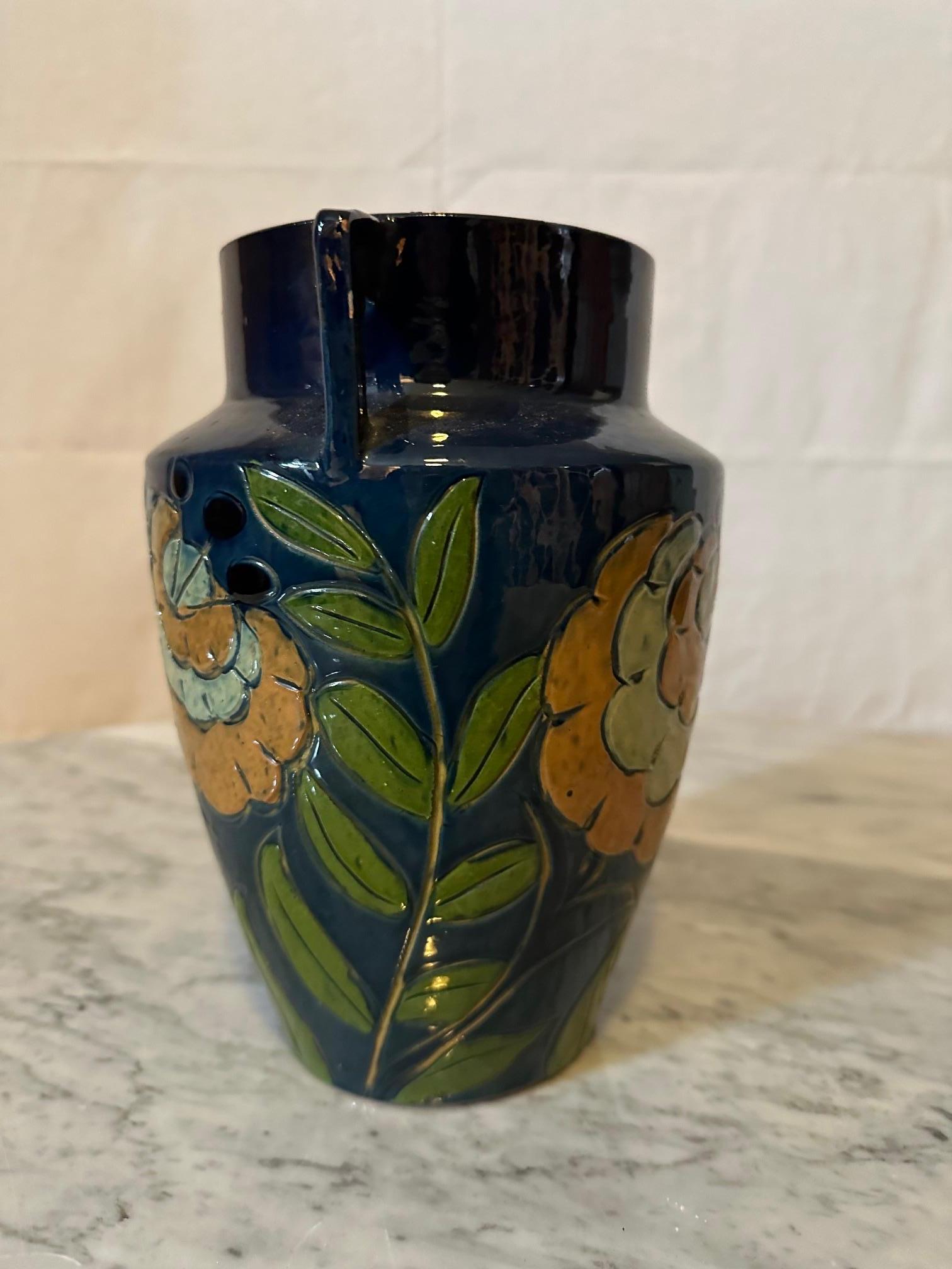 Milieu du XXe siècle Vase Fauquet français du 20ème siècle en terre cuite peinte, années 1940 en vente