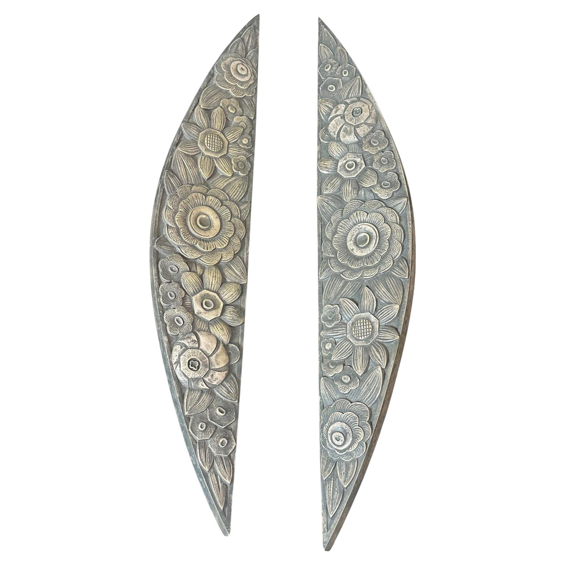 Pareja francesa del siglo XX de adornos de bronce Art déco para muebles, años 30