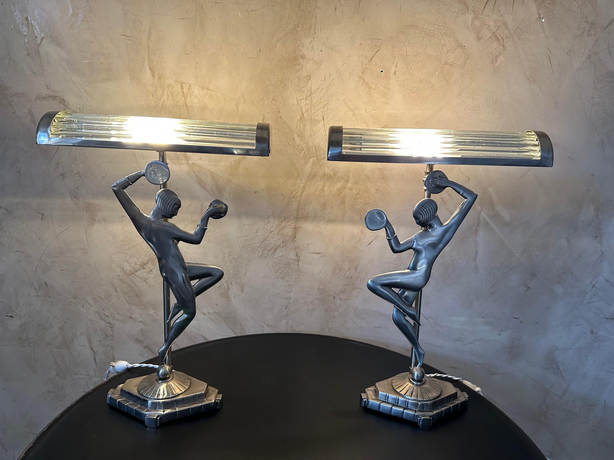 20th century French Pair of Art deco Chromed Metal Table Lamp, 1930s For Sale 3