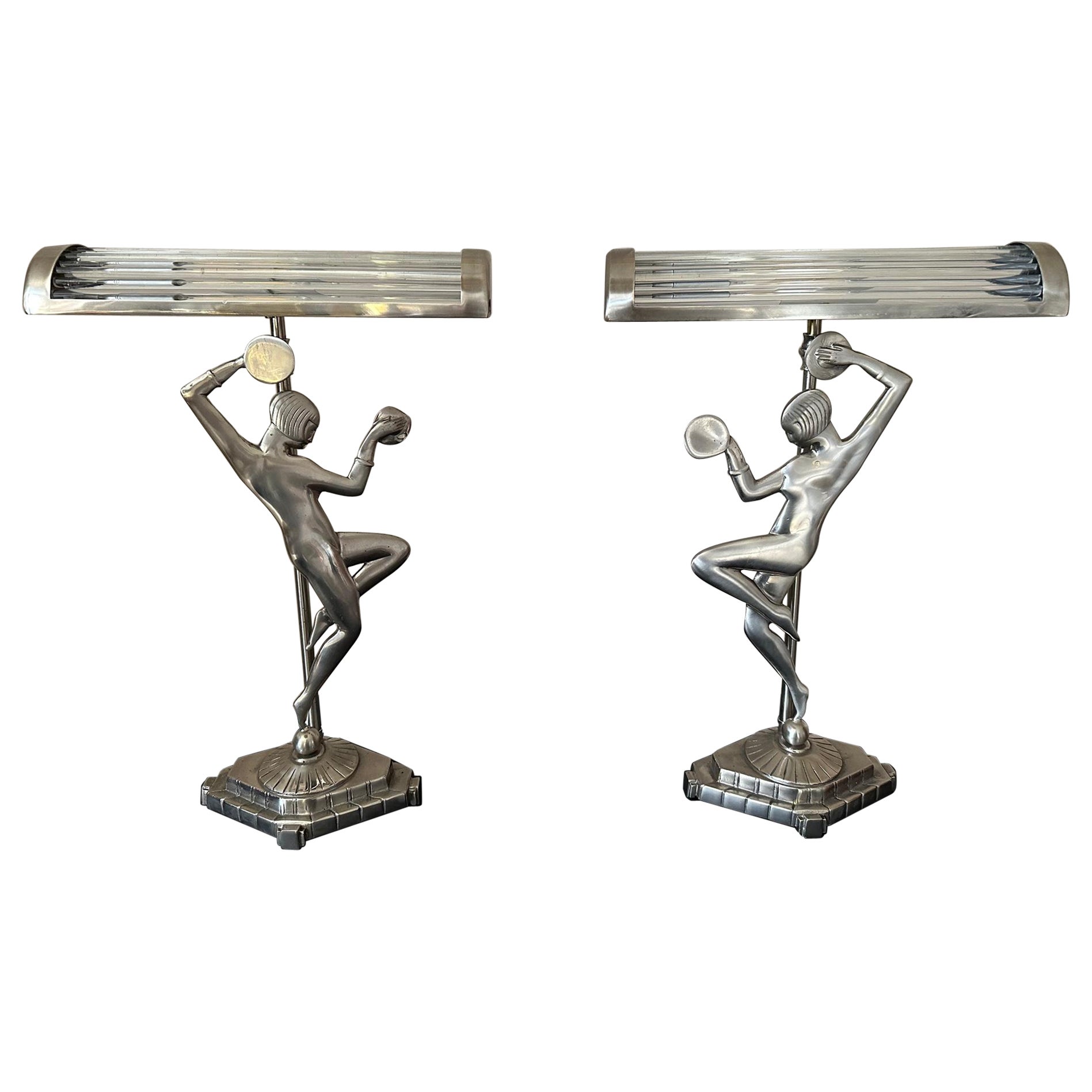 20e siècle Paire de lampes de table Art déco en métal chromé, années 1930 en vente