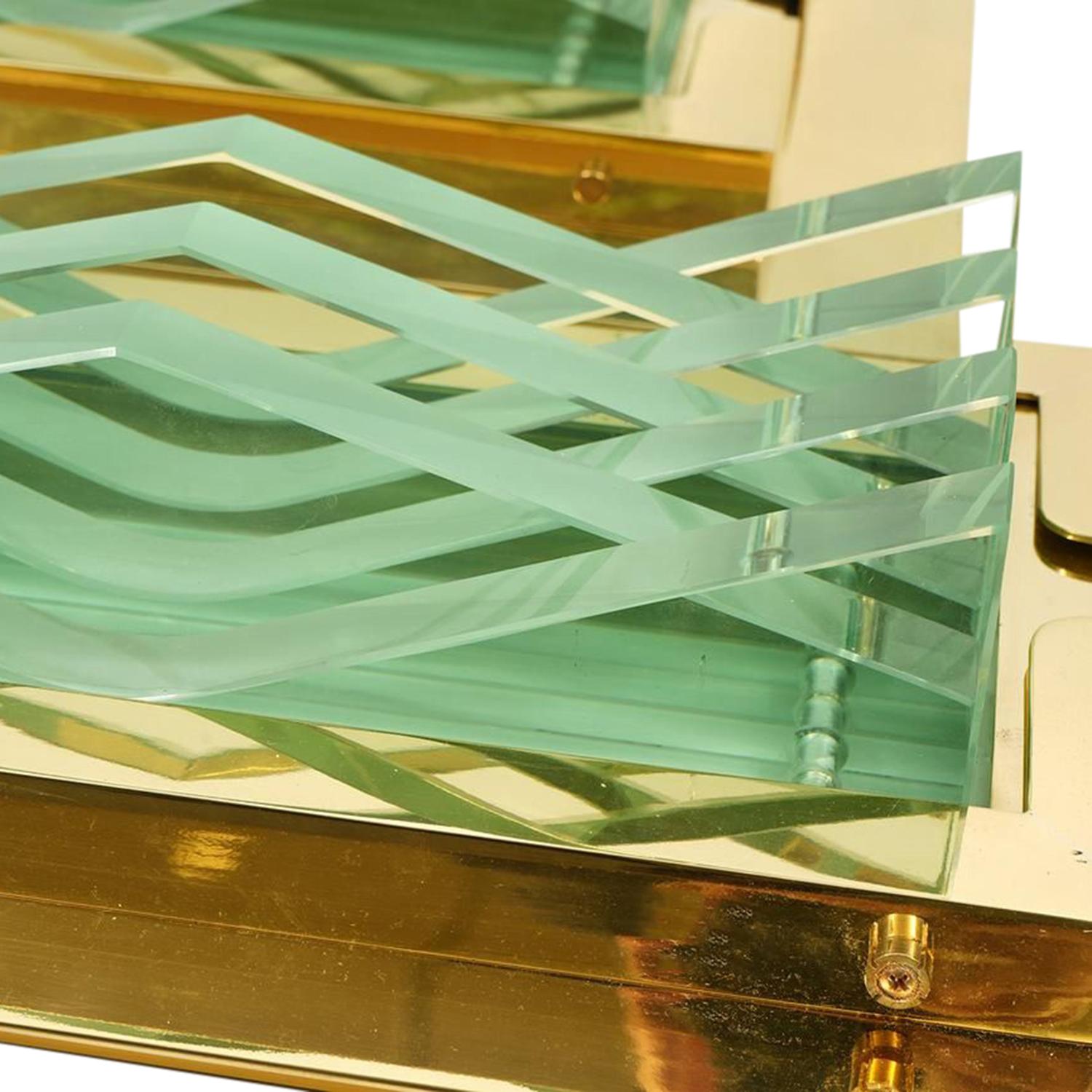 20. Jahrhundert Französisch Paar abgeschrägten Murano-Glas Wandleuchter von Max Ingrand im Angebot 4