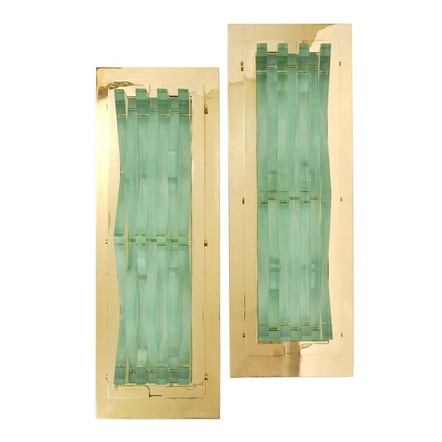 20. Jahrhundert Französisch Paar abgeschrägten Murano-Glas Wandleuchter von Max Ingrand (Moderne der Mitte des Jahrhunderts) im Angebot
