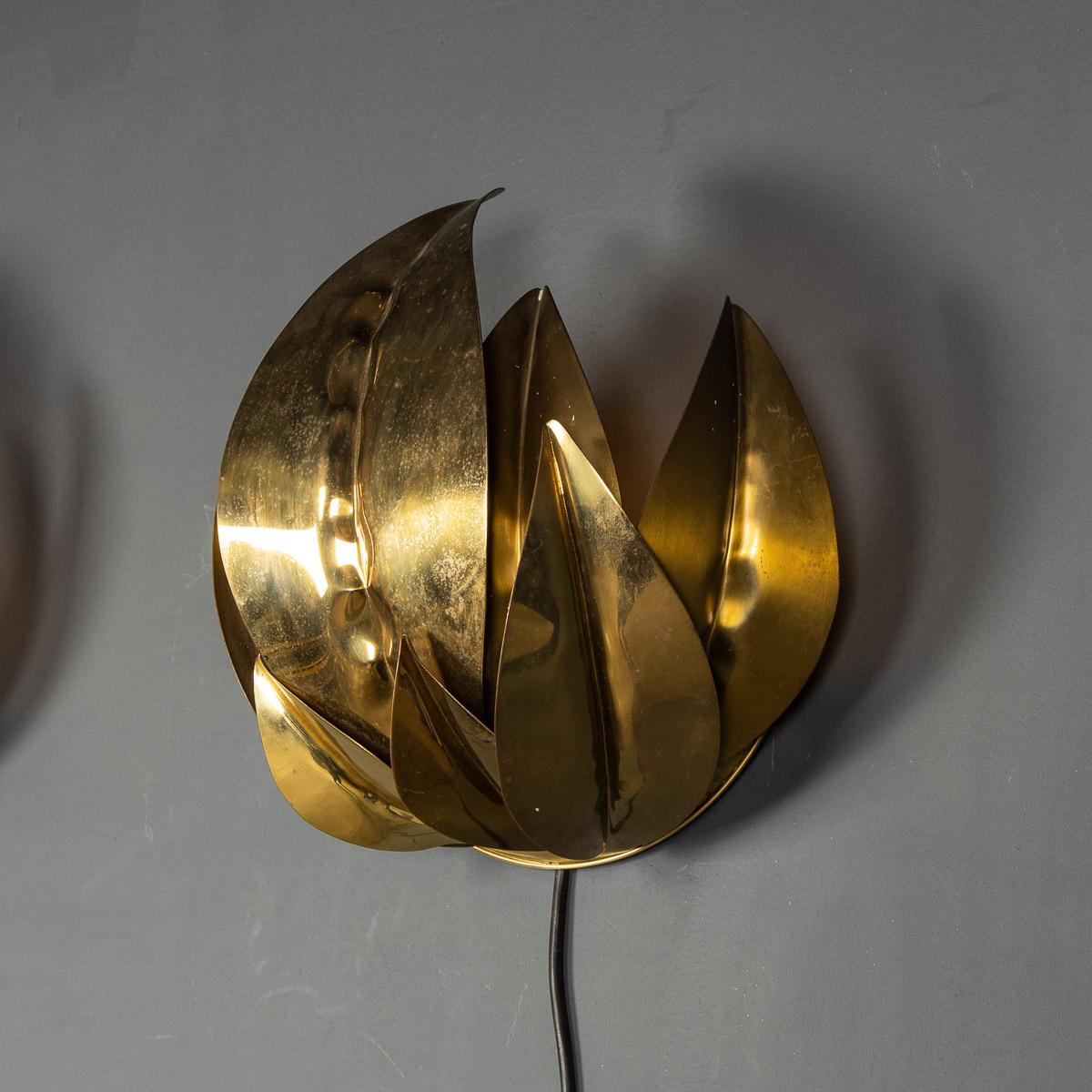 20th Century French Pair Of Brass Sconces Attributed To Maison Jansen, c.1970 In Good Condition For Sale In Royal Tunbridge Wells, Kent