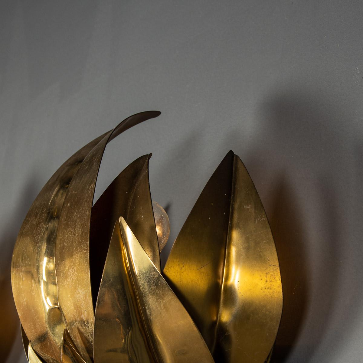 20th Century French Pair Of Brass Sconces Attributed To Maison Jansen, c.1970 For Sale 1