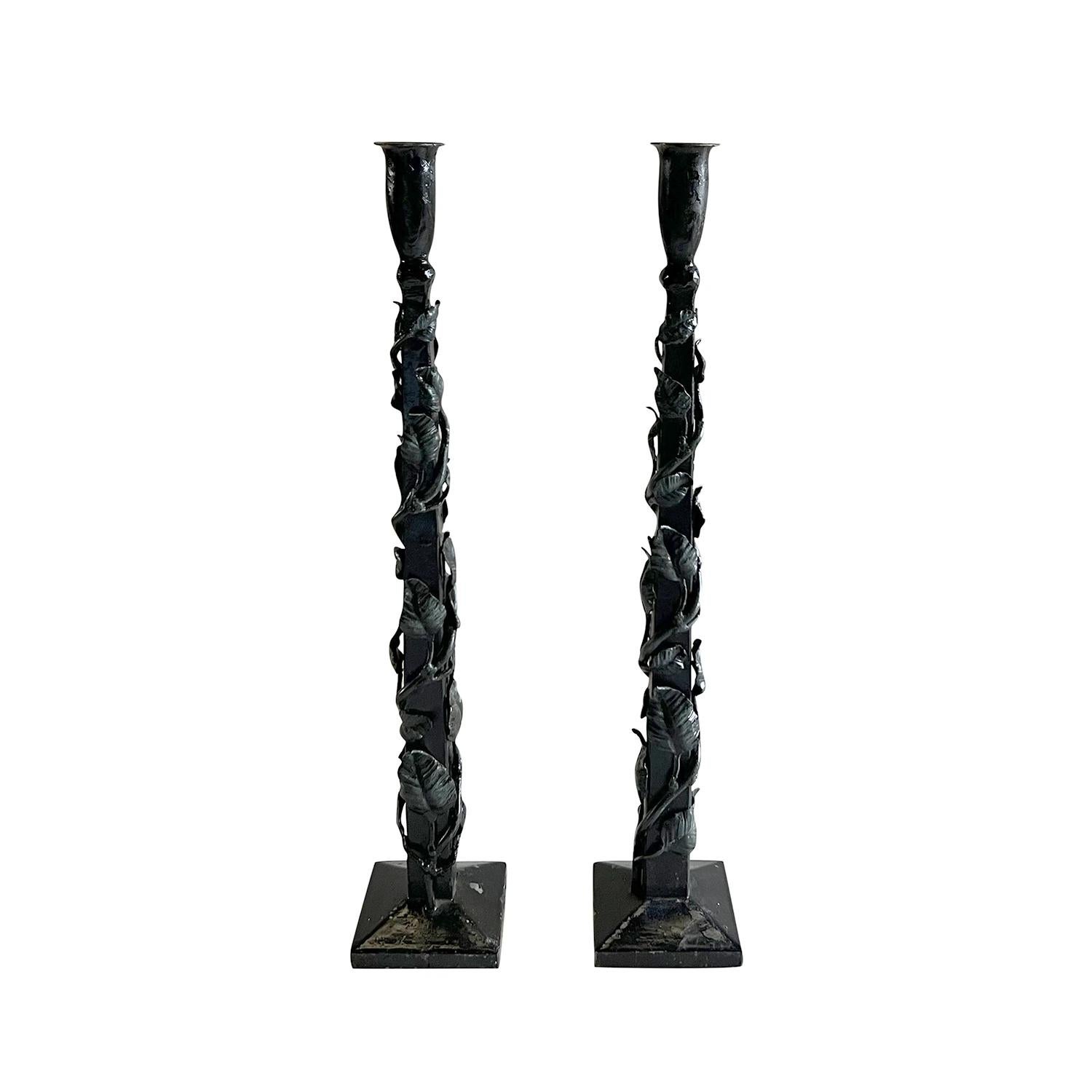 20th Century French Pair of Brutalist Candle Holders, Wrought Iron Sticks In Good Condition For Sale In West Palm Beach, FL
