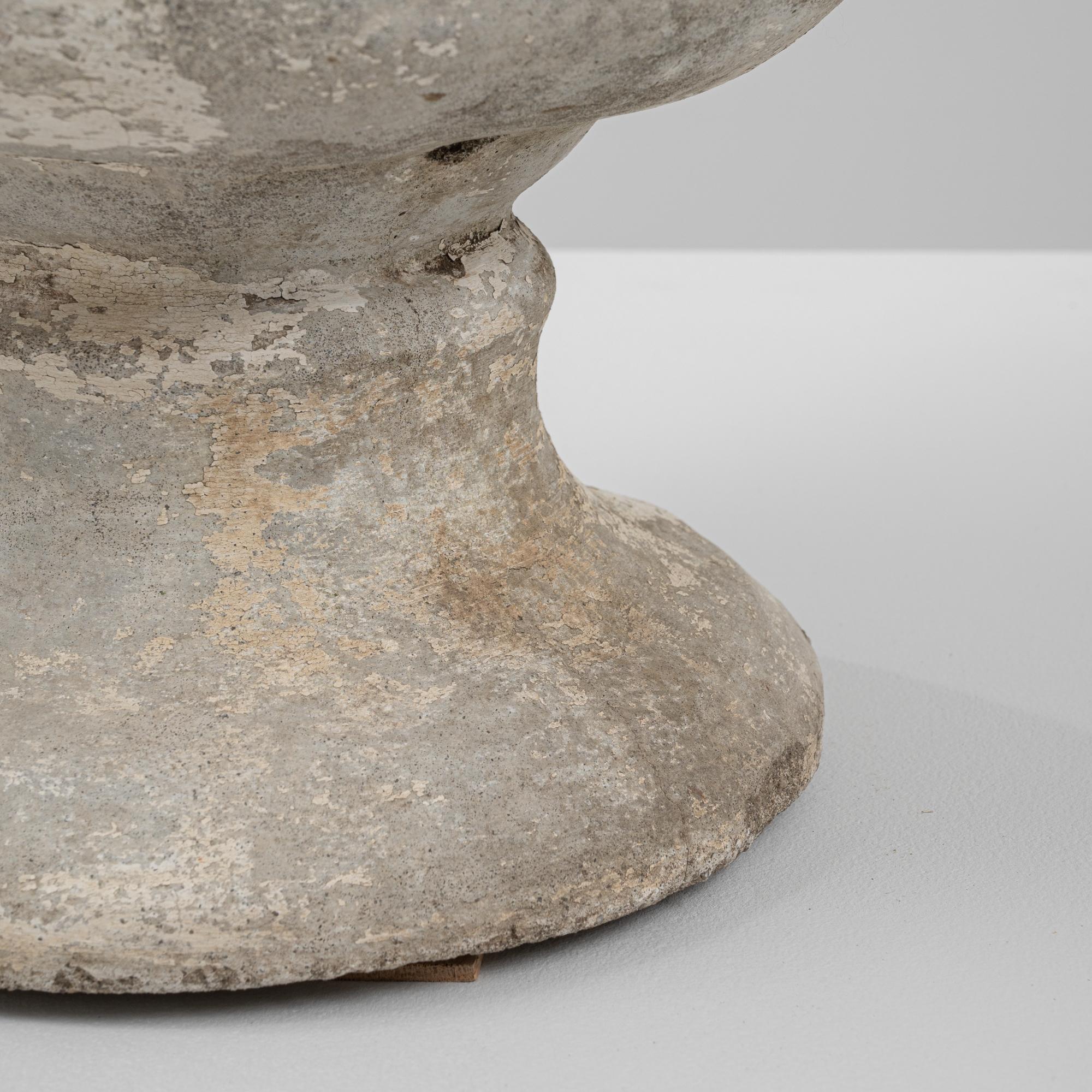20th Century French Pair Of Concrete Planters For Sale 5