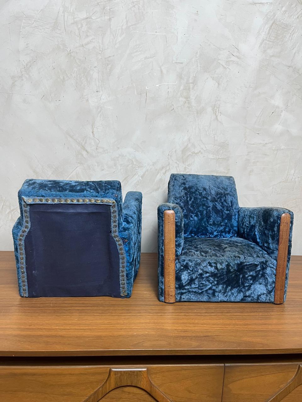 20. Jahrhundert Französisch Paar dekorative Art Deco Samt Sessel, 1930er Jahre (Mitte des 20. Jahrhunderts) im Angebot