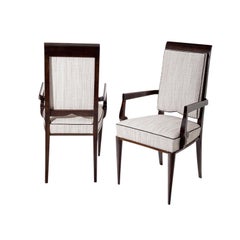 Pareja francesa del siglo XX de sillas de comedor de caoba al estilo de Jules Leleu