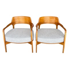 20th Century French Pair of Modern Vintage Beechwood Armchairs by Baumann France