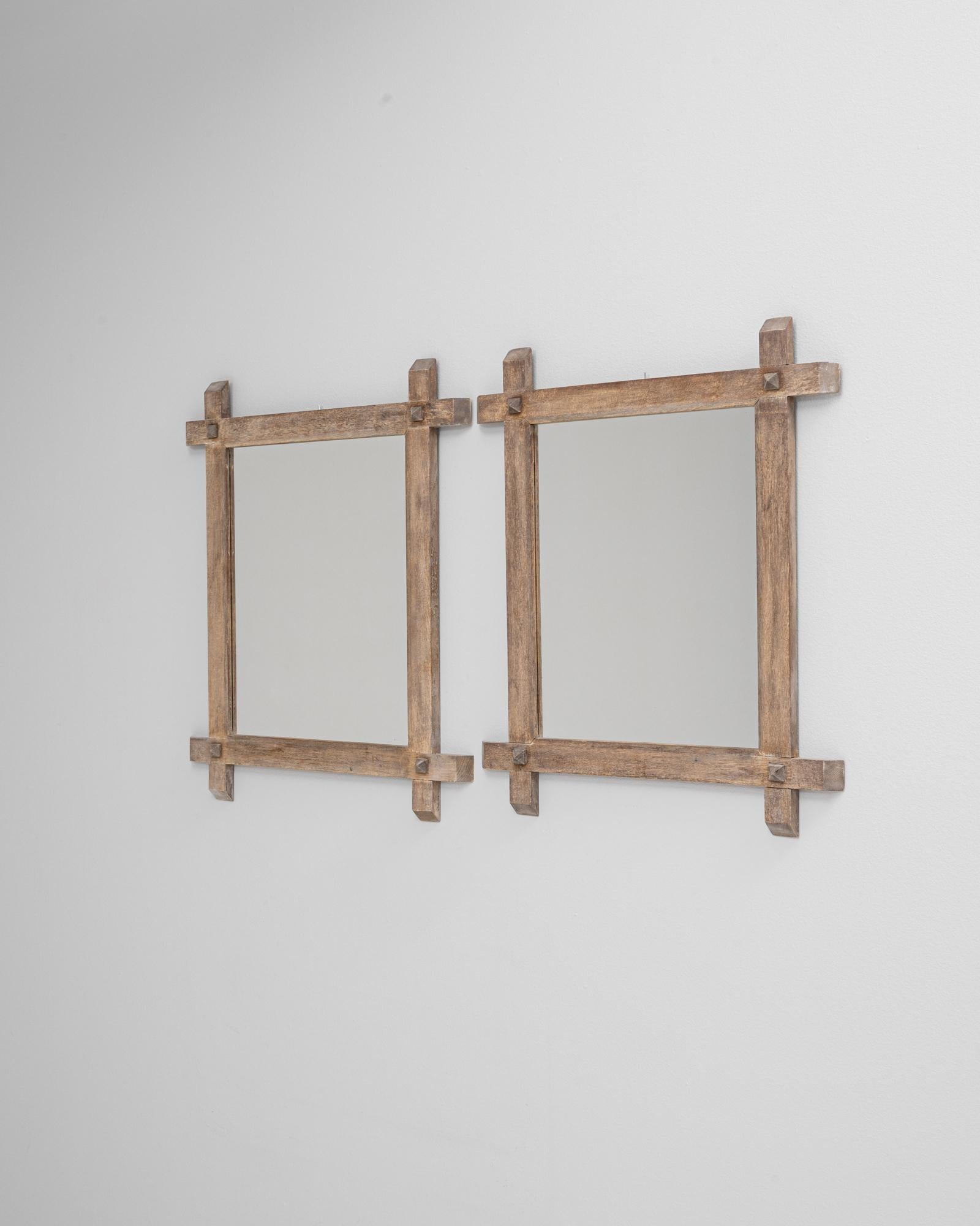 Francese Coppia di specchi francesi del XX secolo in Oak in vendita