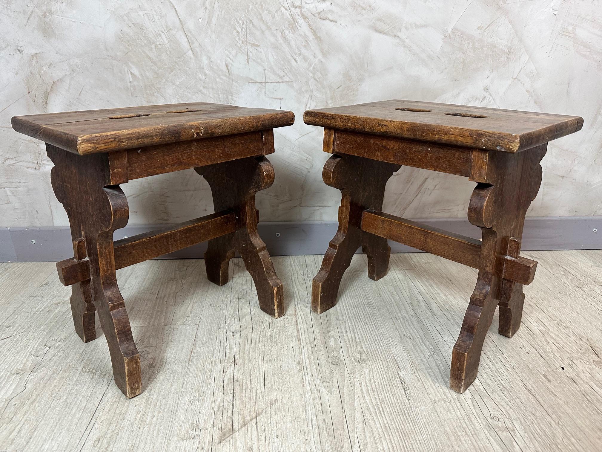 20e siècle Paire de tabourets en Oak, 1920 en vente 4