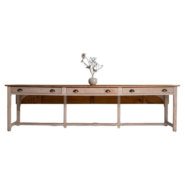 Table console patinée française du 20e siècle avec un seul abattant et des tiroirs en vente