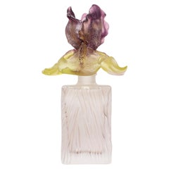 Bouteille de parfum française du 20e siècle