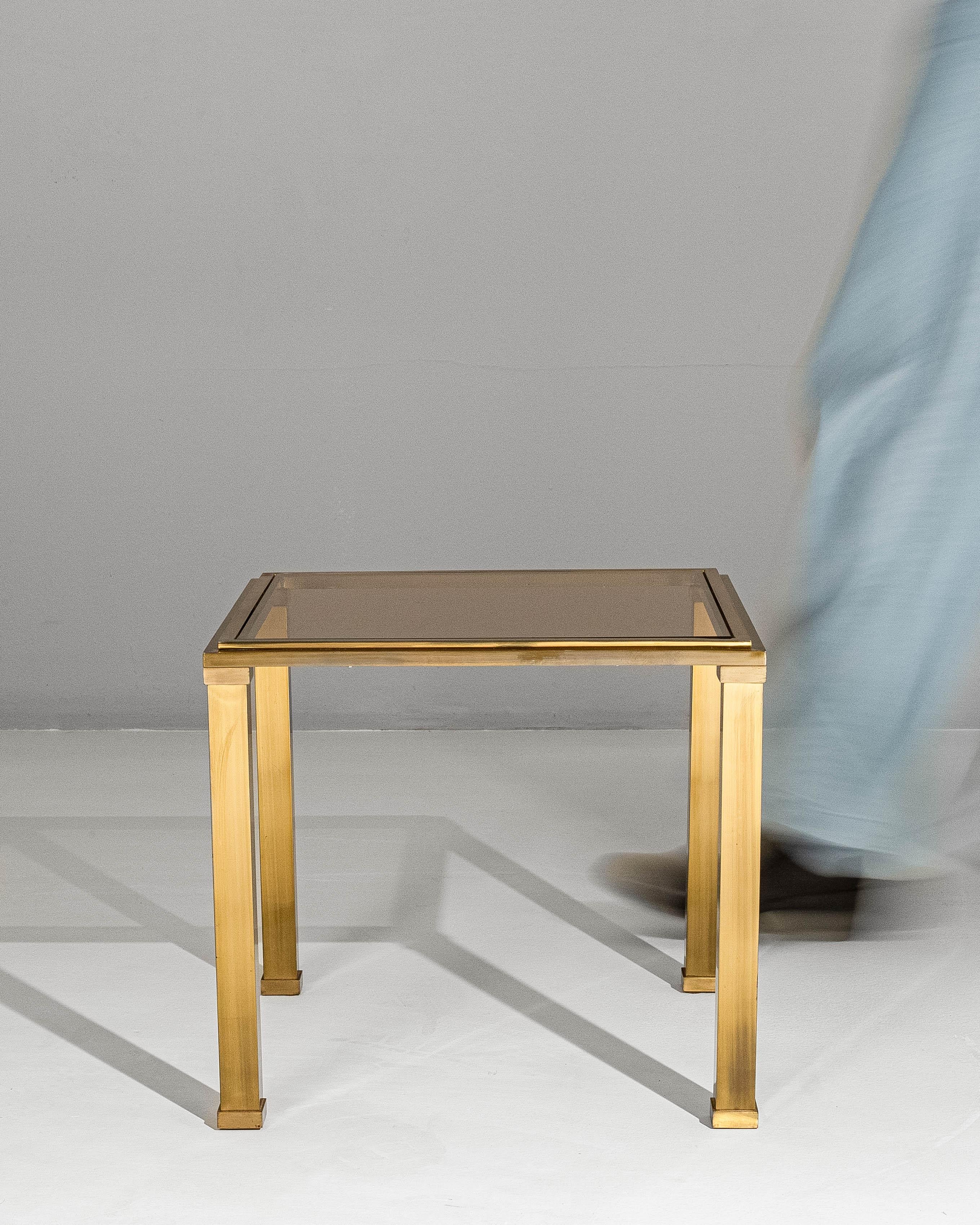 Français 20th Century French Pierre Vandel Style Brass & Glass Coffee Table en vente