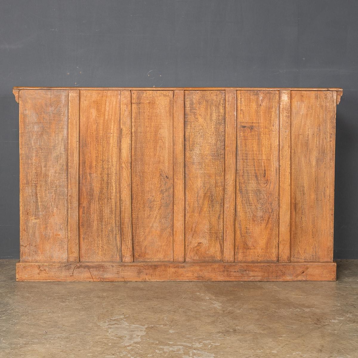 20th Century, French Pine Sideboard, C.1920 For Sale 1