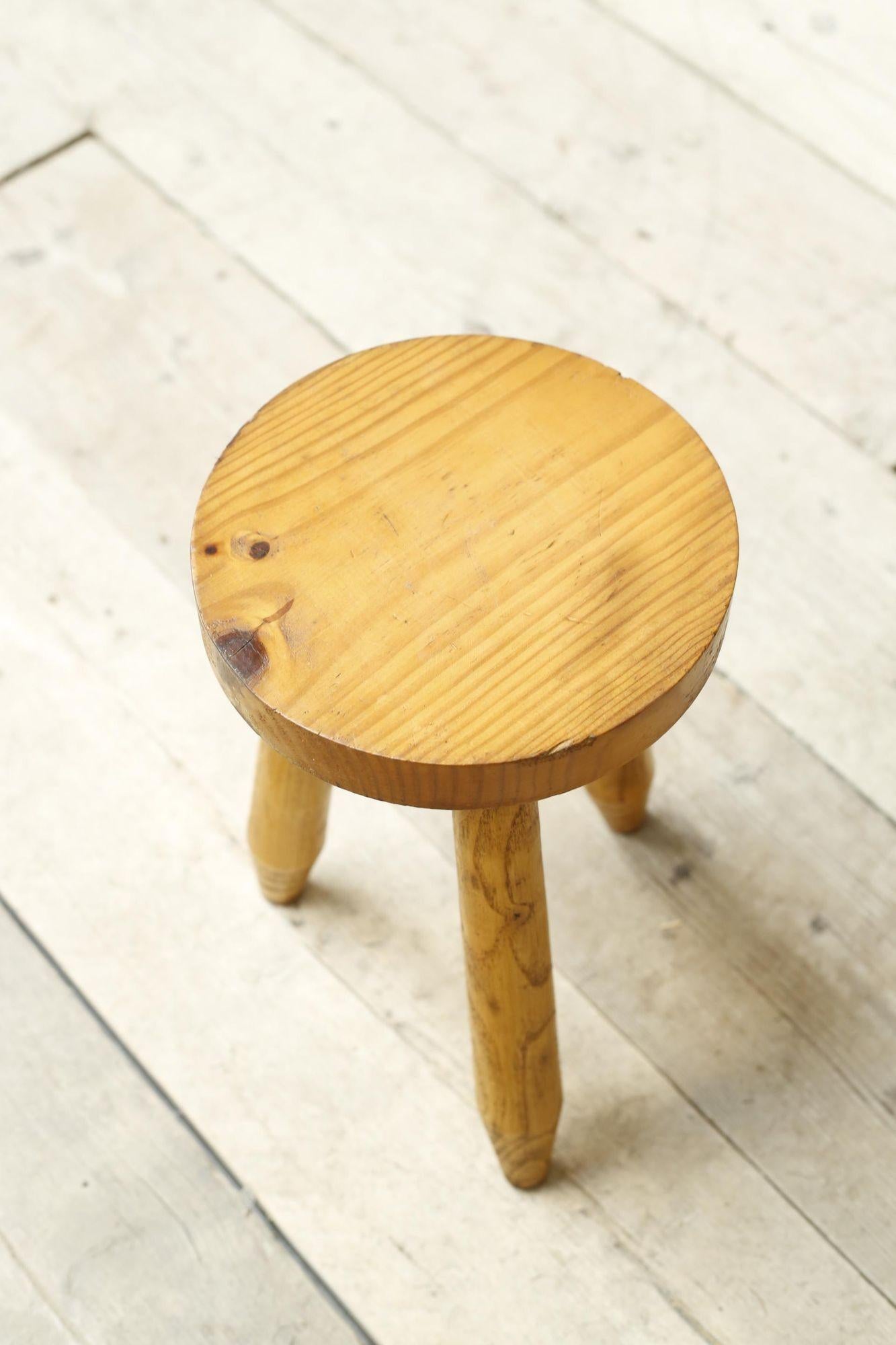 20th Century French Pine Stood/Side Table For Sale 2