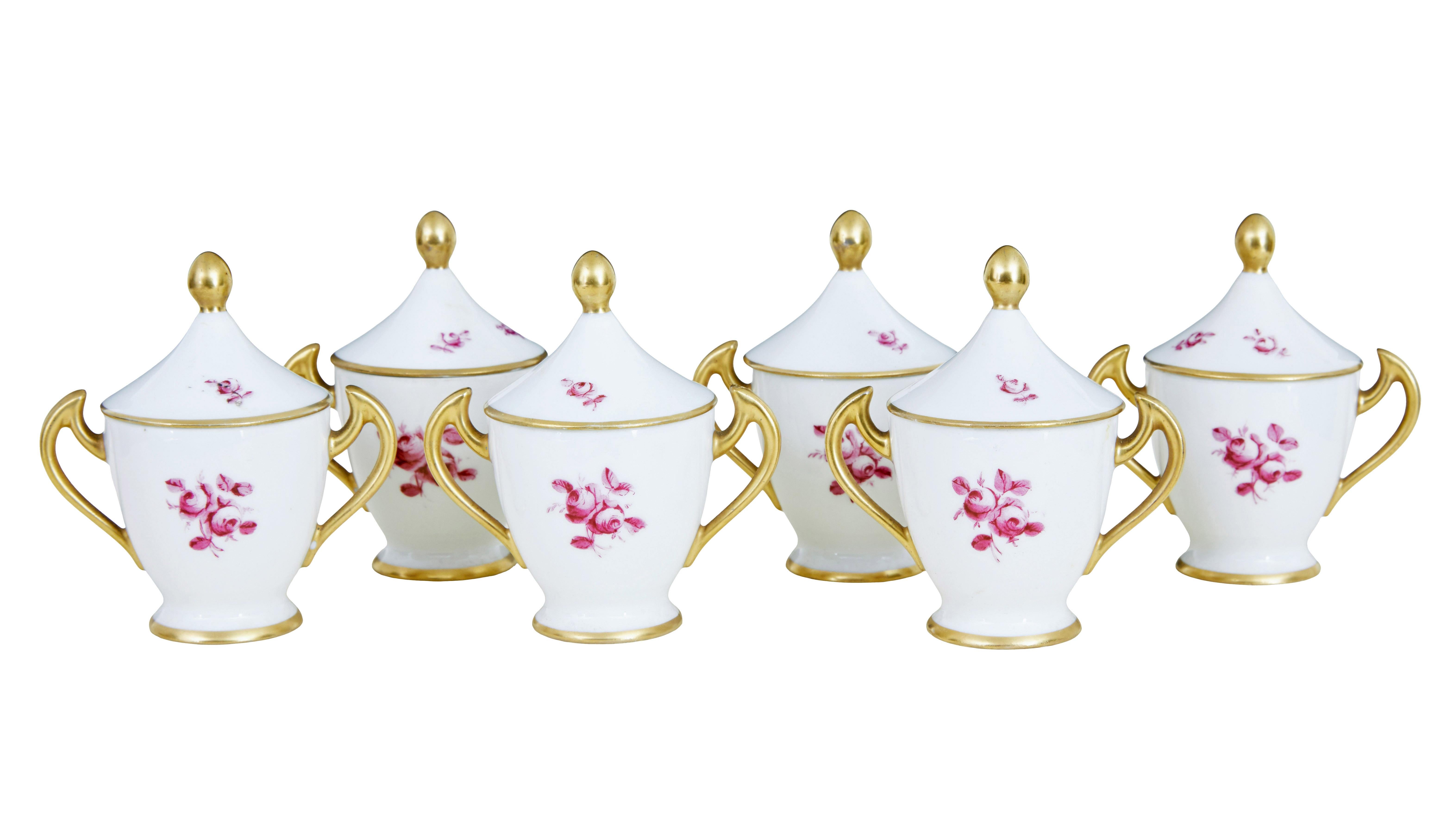 Service à dessert de 7 pièces en porcelaine française du 20ème siècle Bon état - En vente à Debenham, Suffolk