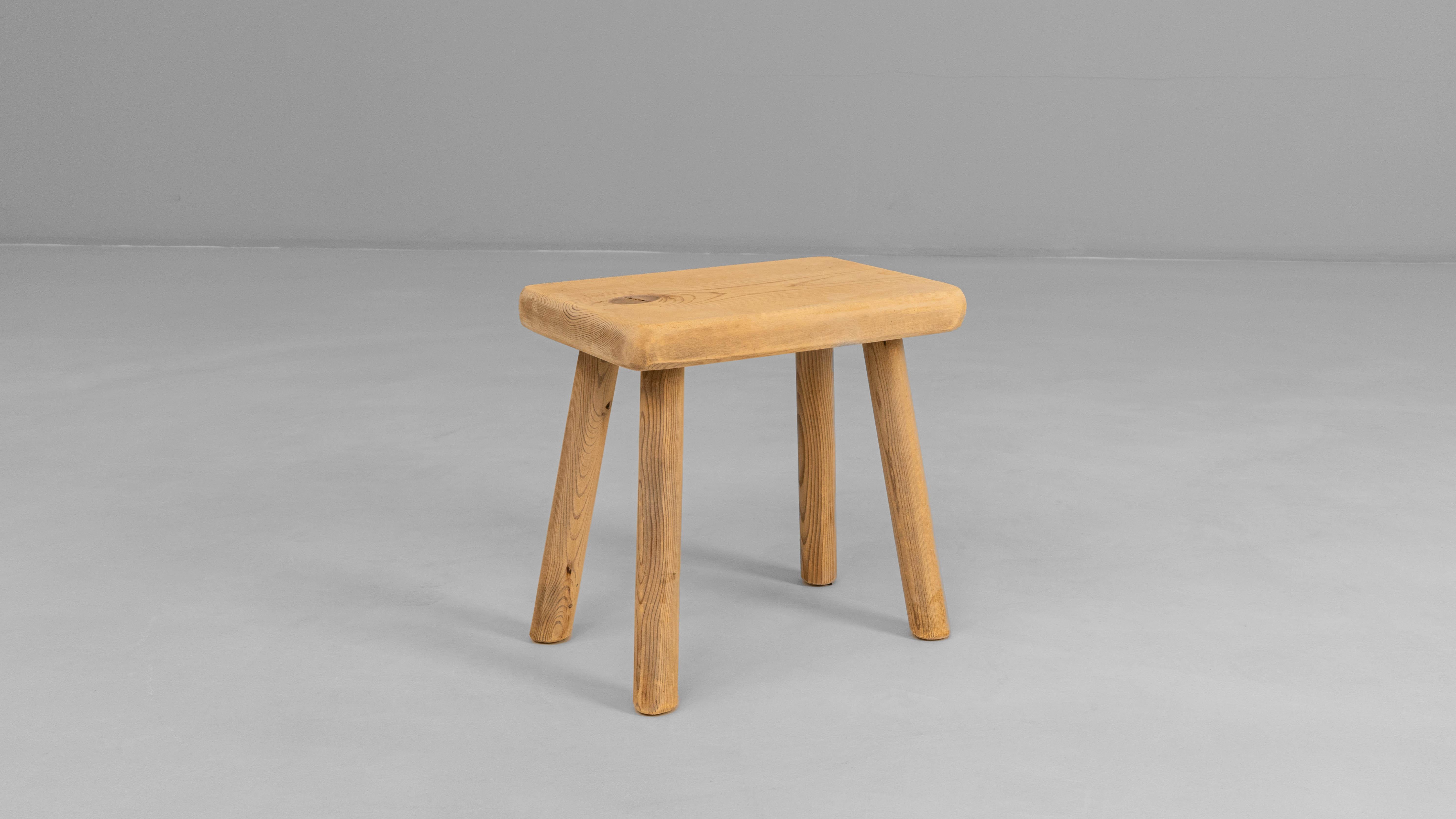 20th Century French Primitive Wooden Stool im Angebot 1