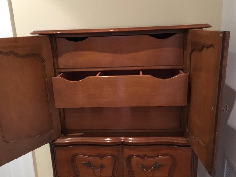 20th Century French Provincial Style Chest on Chest For Sale 2