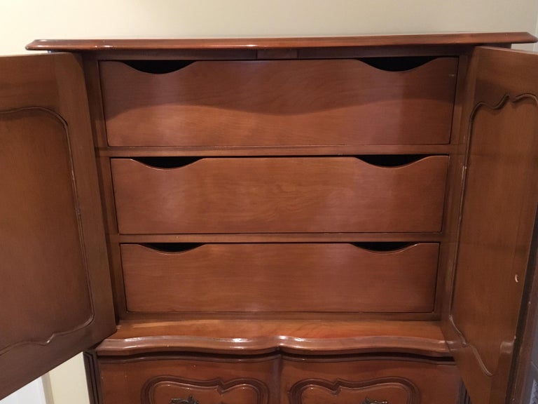 20th Century French Provincial Style Chest on Chest For Sale 3