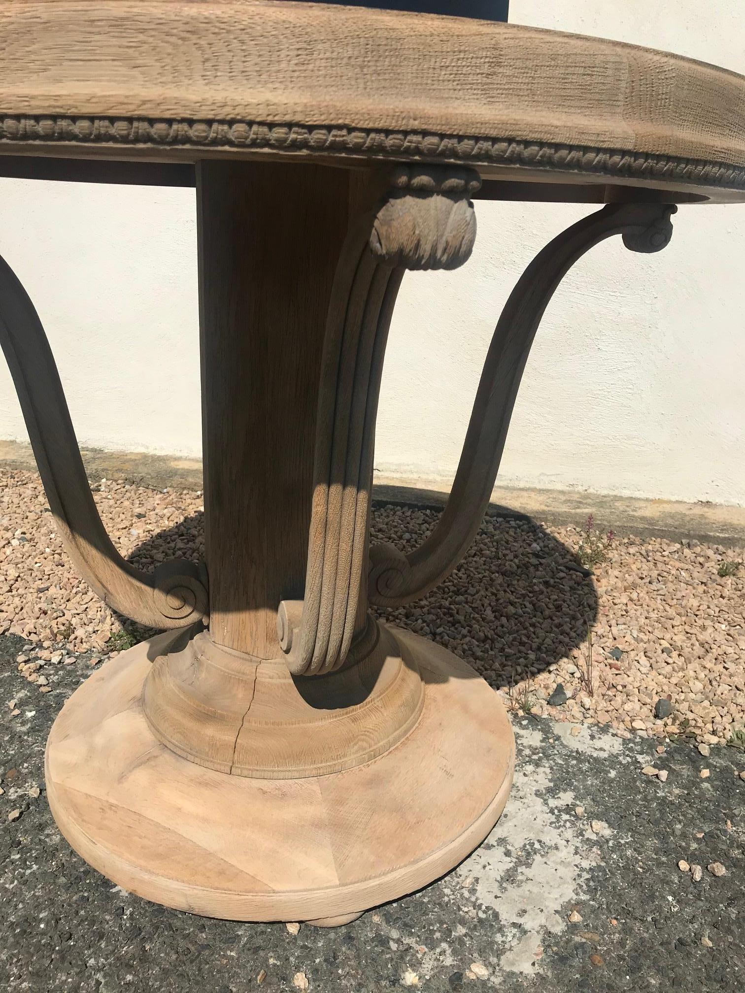Gueridon francese del XX secolo in rovere grezzo Art Deco, 1925 in vendita 5