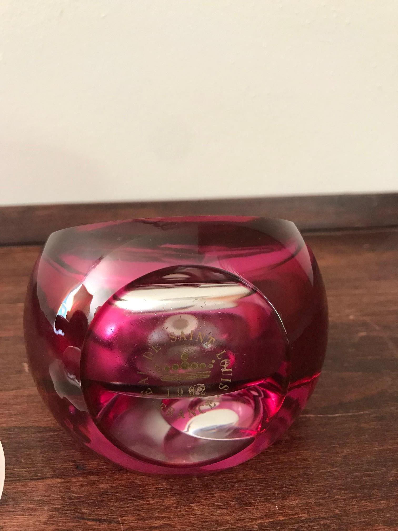 20th Century French Red Glass Perfume Bottle, 1940s 2