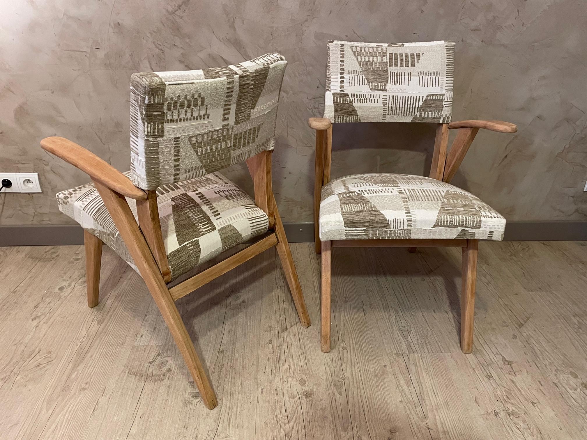 20th Century French Reupholstered Pair of Bridge Chairs For Sale 3