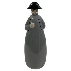Bottiglia di liquore ROBJ francese del XX secolo raffigurante Napoleone, firmata