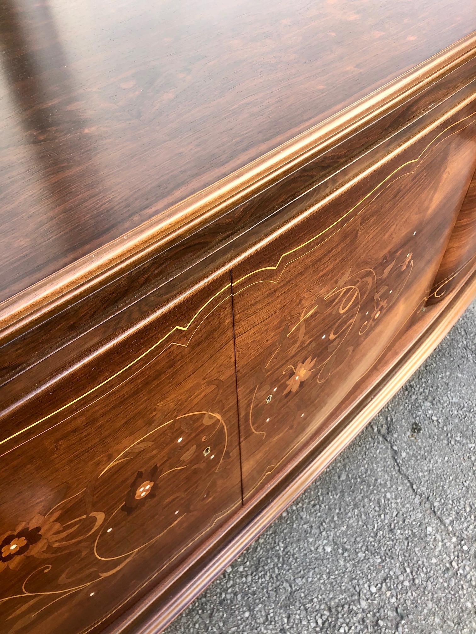 Hand-Carved 20th Century French Rosewood Sideboard in Art Deco Style For Sale