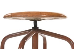 Taburete redondo francés del siglo XX para piano elevado sobre cuatro patas de metal