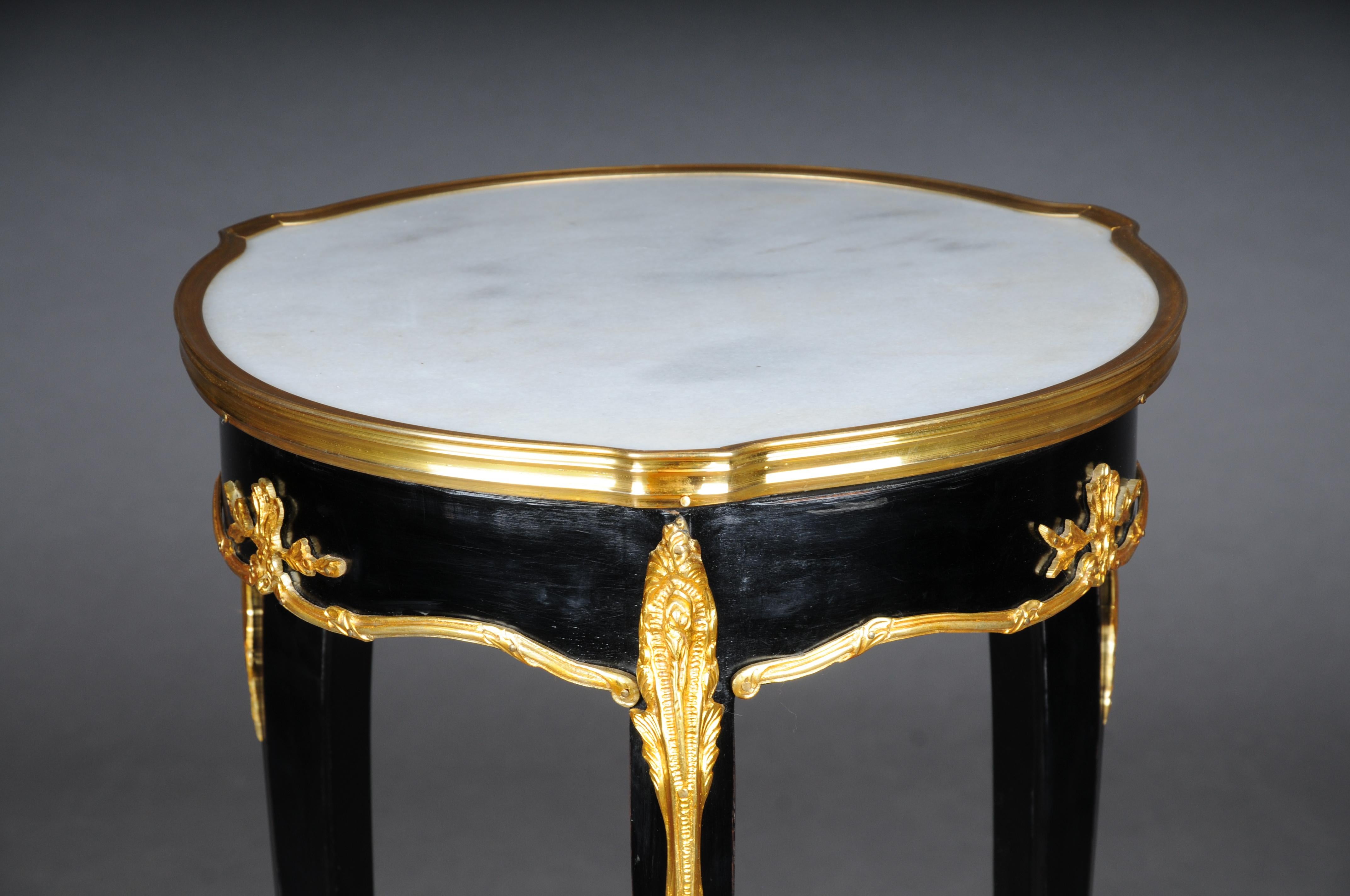 Laiton Table d'appoint de salon française du 20ème siècle en Louis XV d'après F. Linke, noire en vente