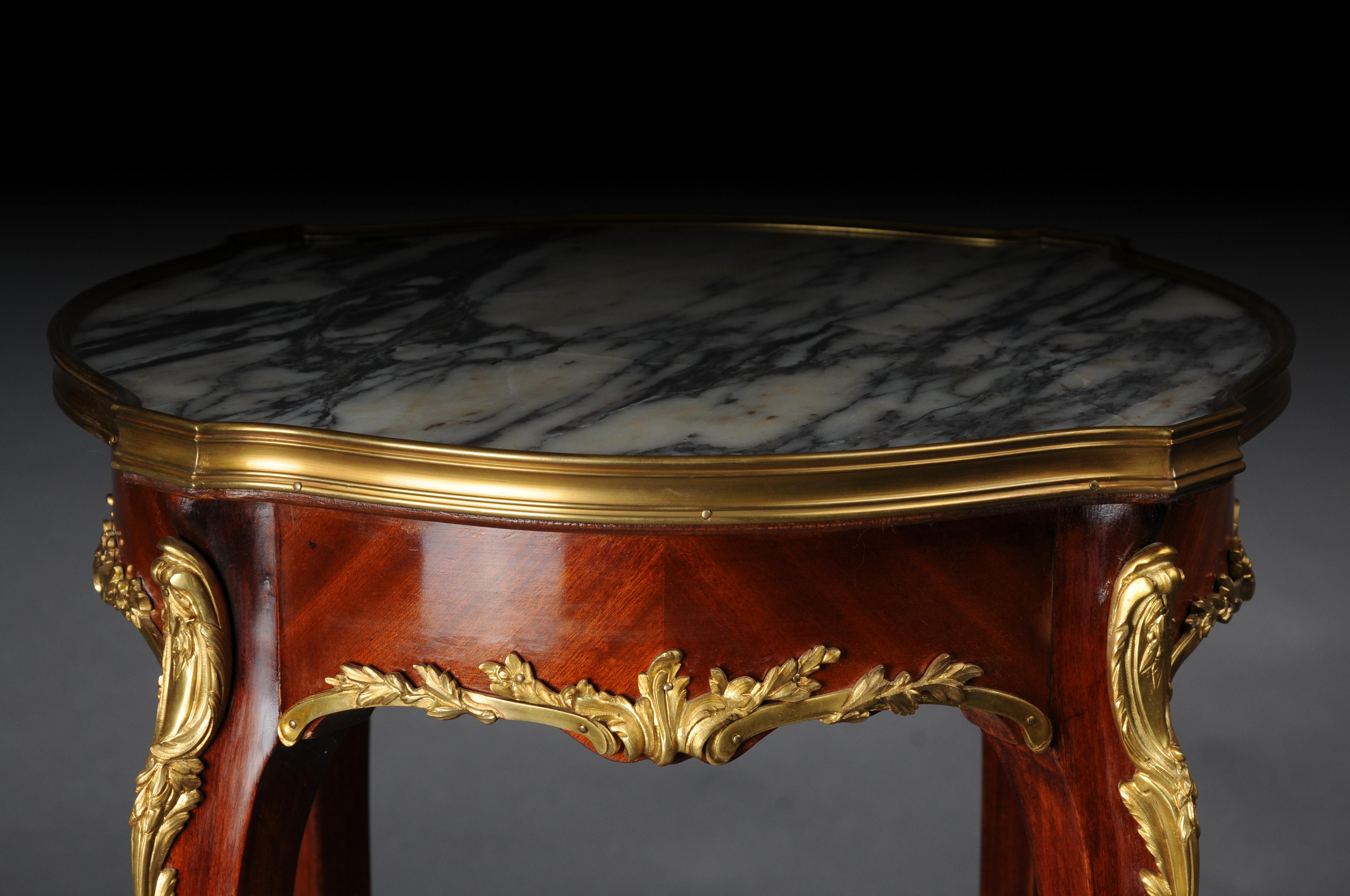 Table d'appoint de salon française du 20ème siècle, Louis XV d'après F. Linke, en hêtre en vente 5