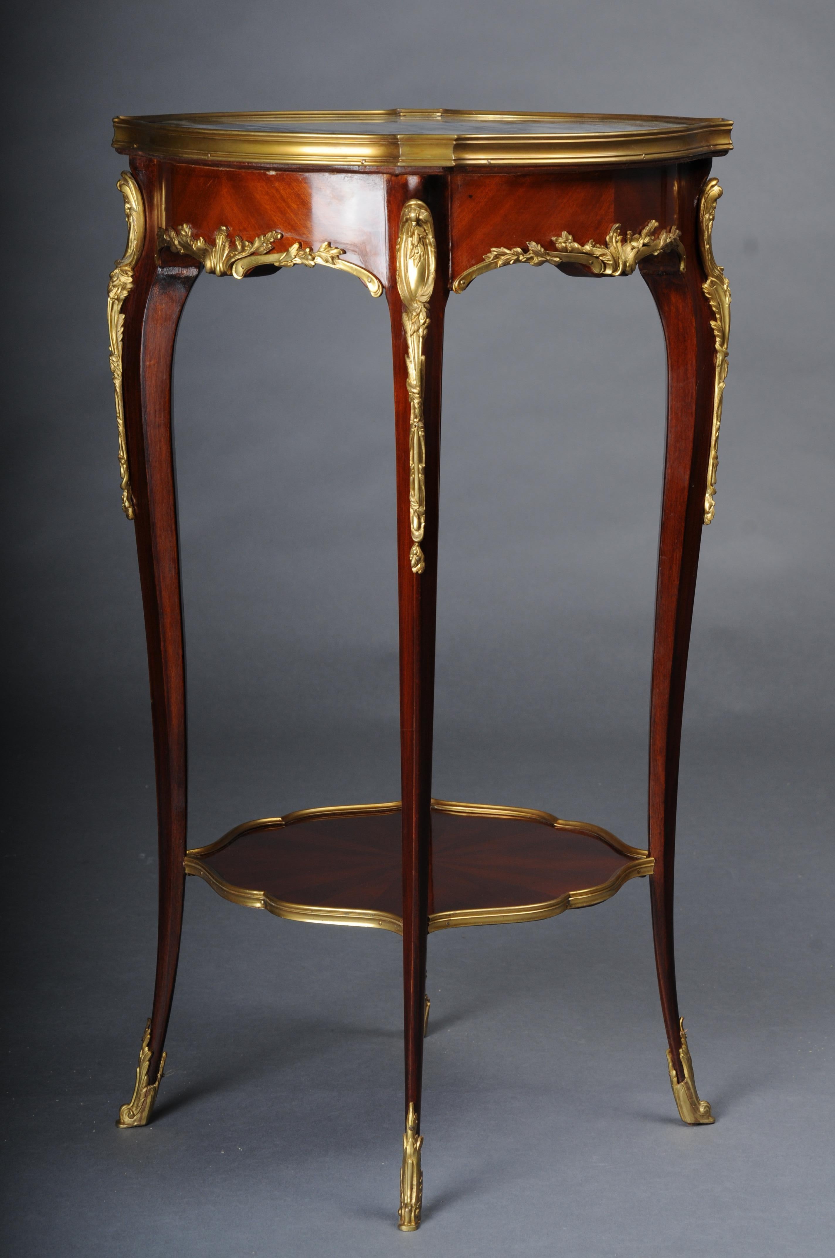Table d'appoint de salon française du 20ème siècle, Louis XV d'après F. Linke, en hêtre en vente 1