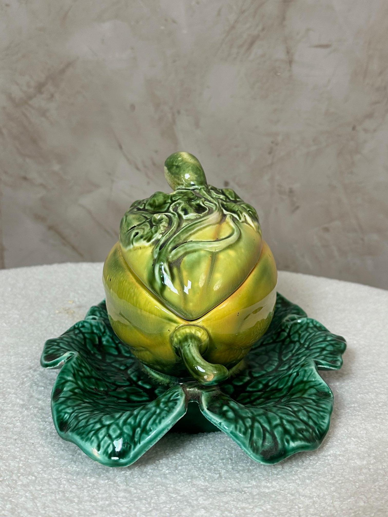 Français Soupière en faïence de Sarreguemines du 20e siècle, 1950 en vente