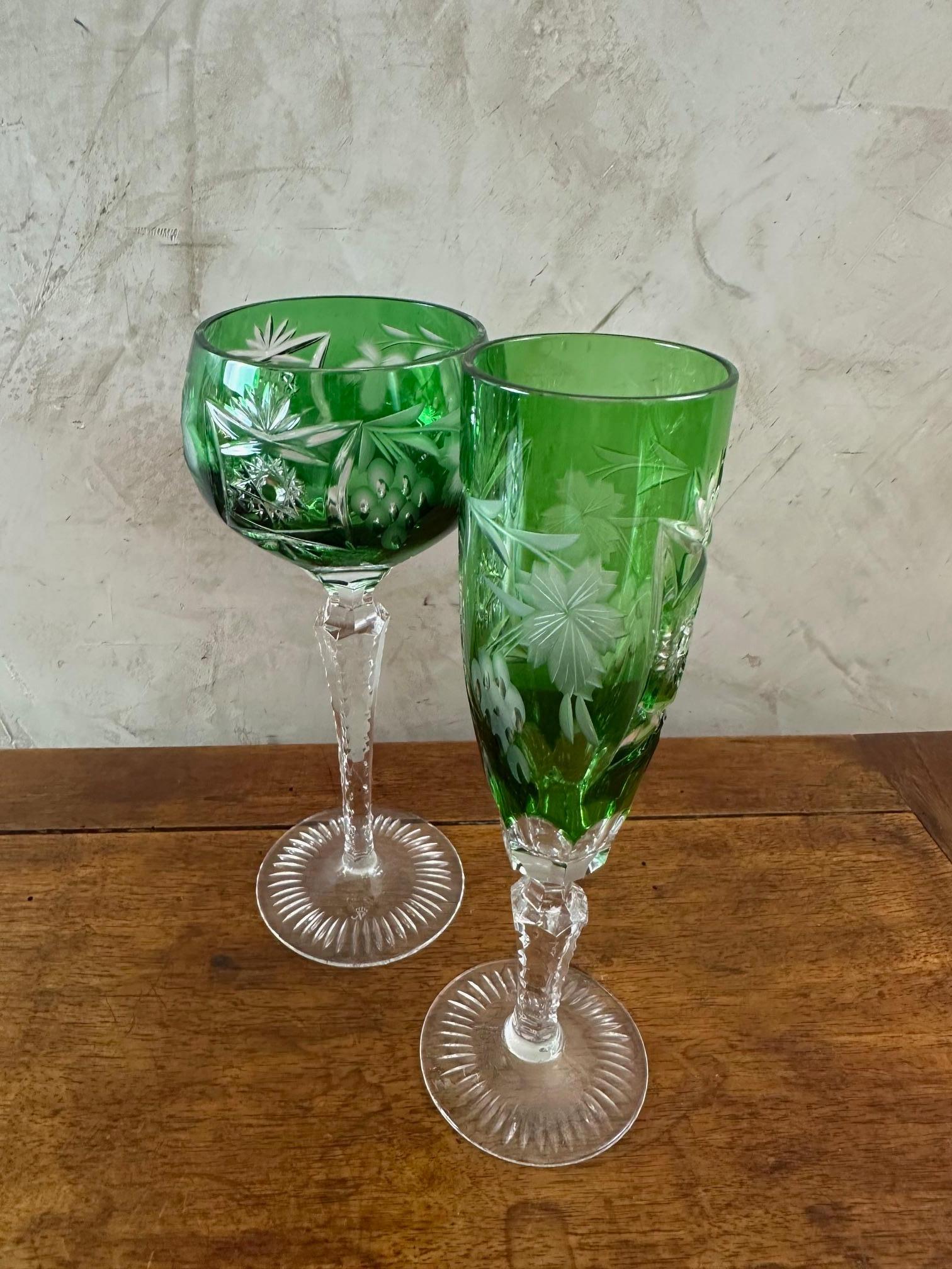 20th century French Set of 10 Crystal Wine glasses and Champagne Glasses, 1950s 3