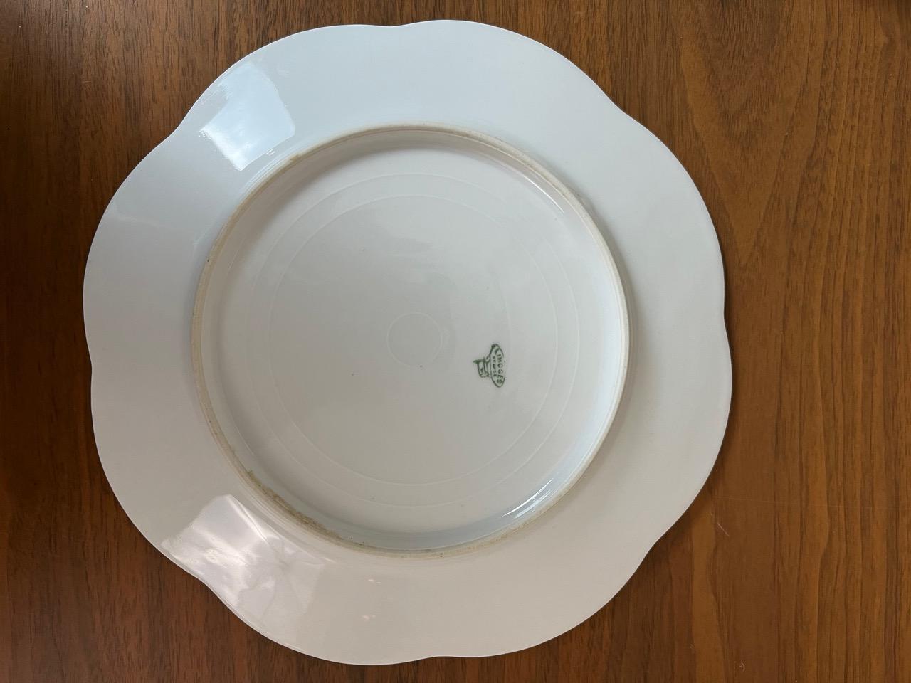 20th century French set of 12 Porcelain Desert Plates, 1900s For Sale 10