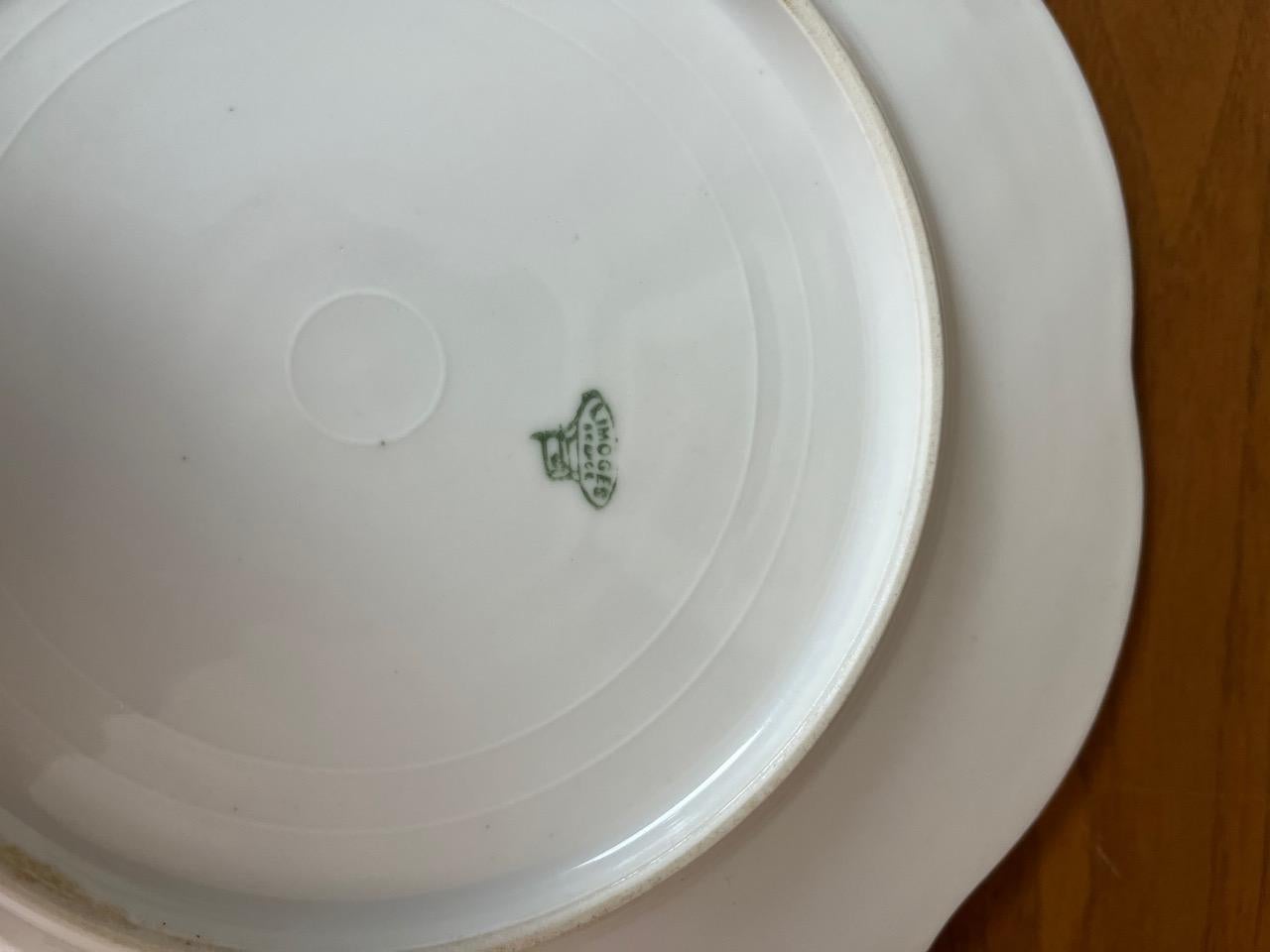 20th century French set of 12 Porcelain Desert Plates, 1900s For Sale 11