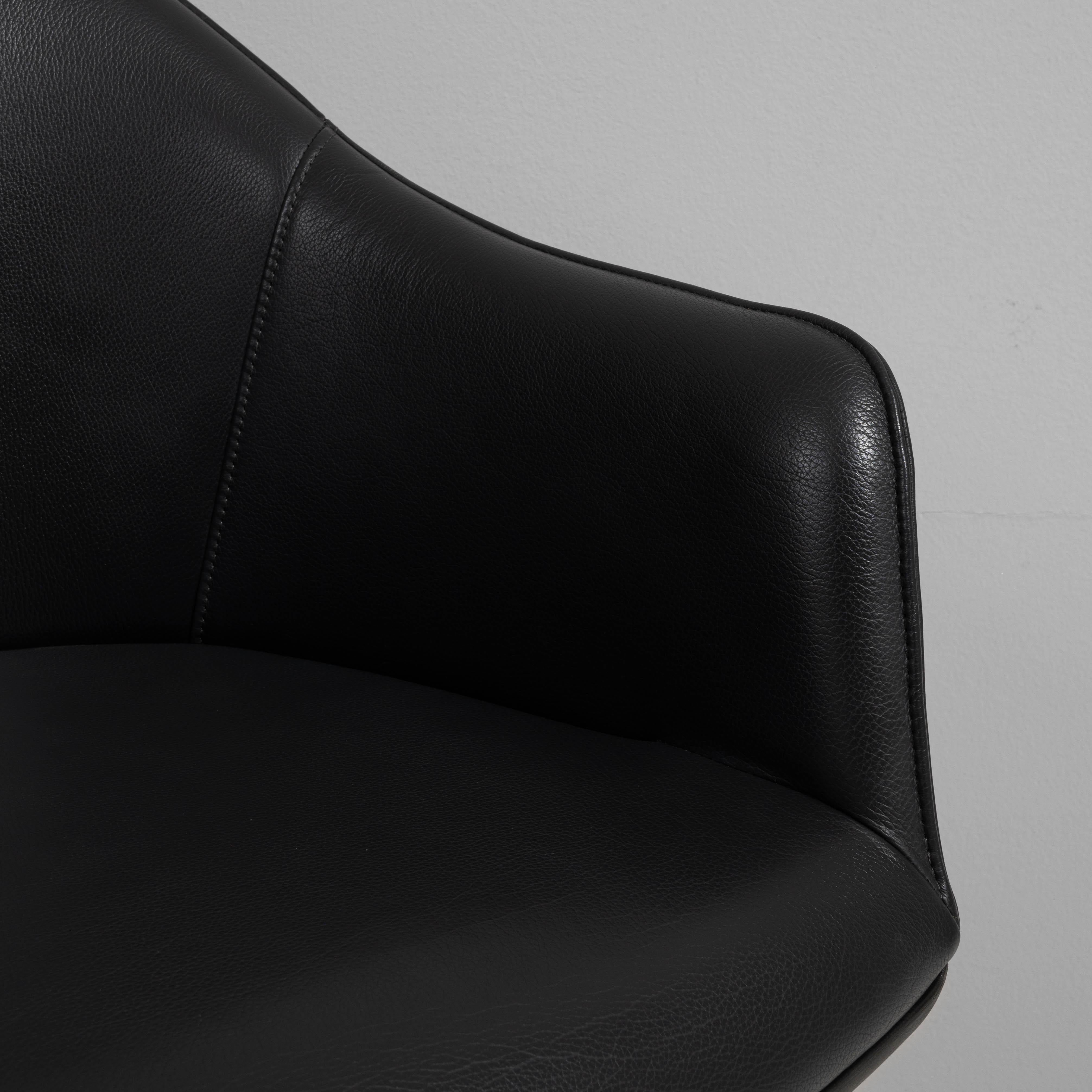 Ensemble de 6 chaises françaises du 20ème siècle en métal et cuir par Ronan & Erwan Bouroullec en vente 4