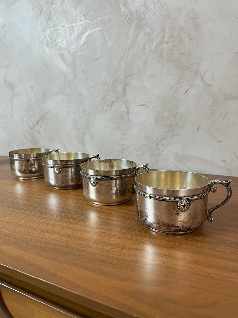 20th century French Set of Four Silverplate Tea Cups, 1900s In Good Condition For Sale In LEGNY, FR