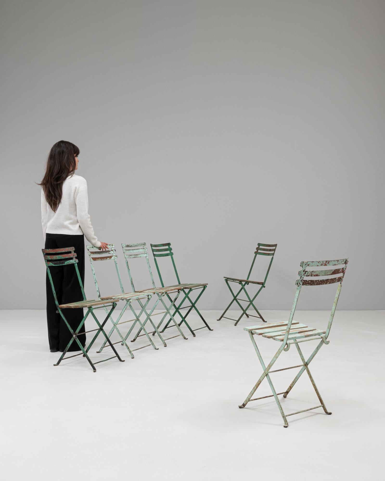 Francese Set di sei sedie da giardino in metallo del XX secolo in Francia in vendita