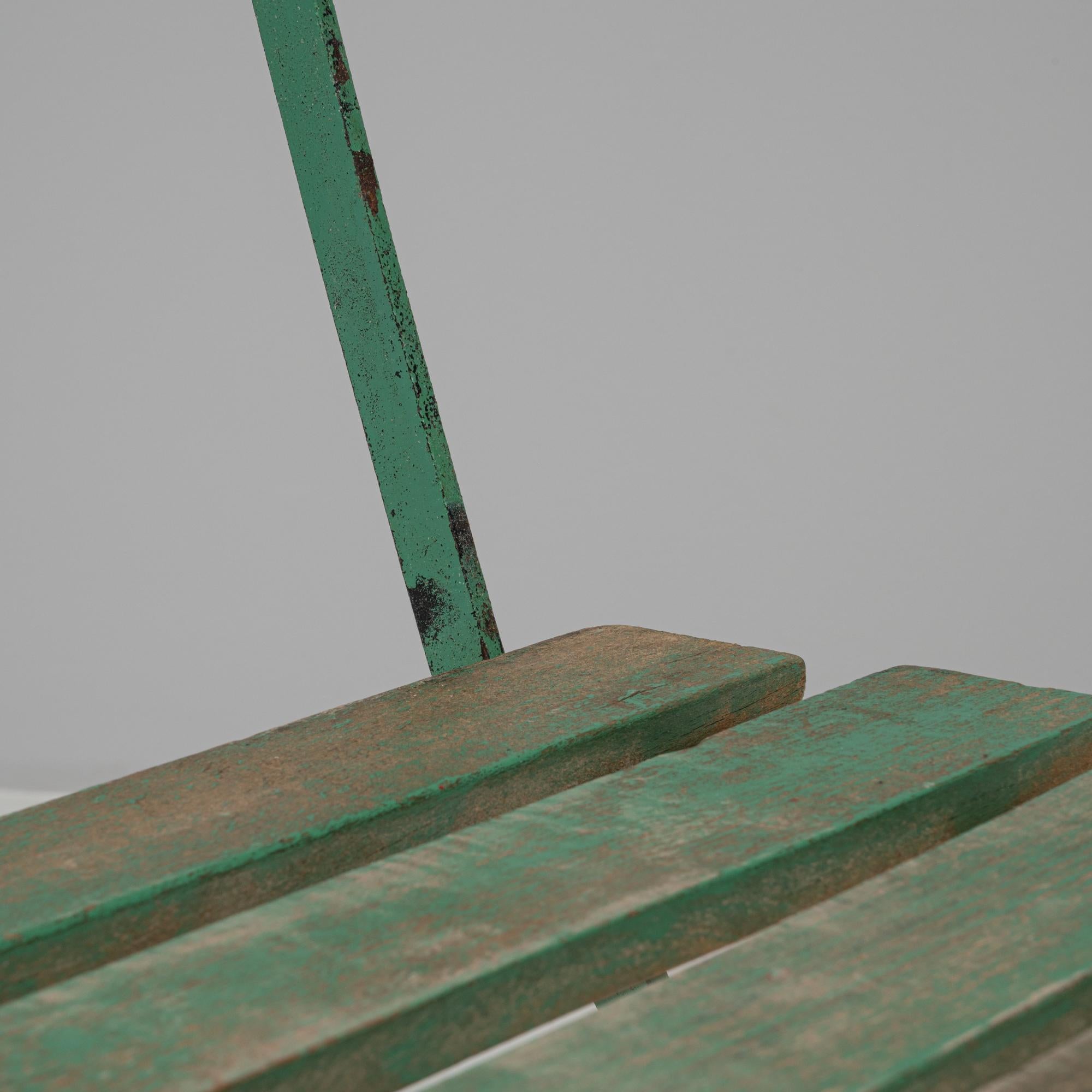 Set di sei sedie da giardino in metallo del XX secolo in Francia in vendita 2