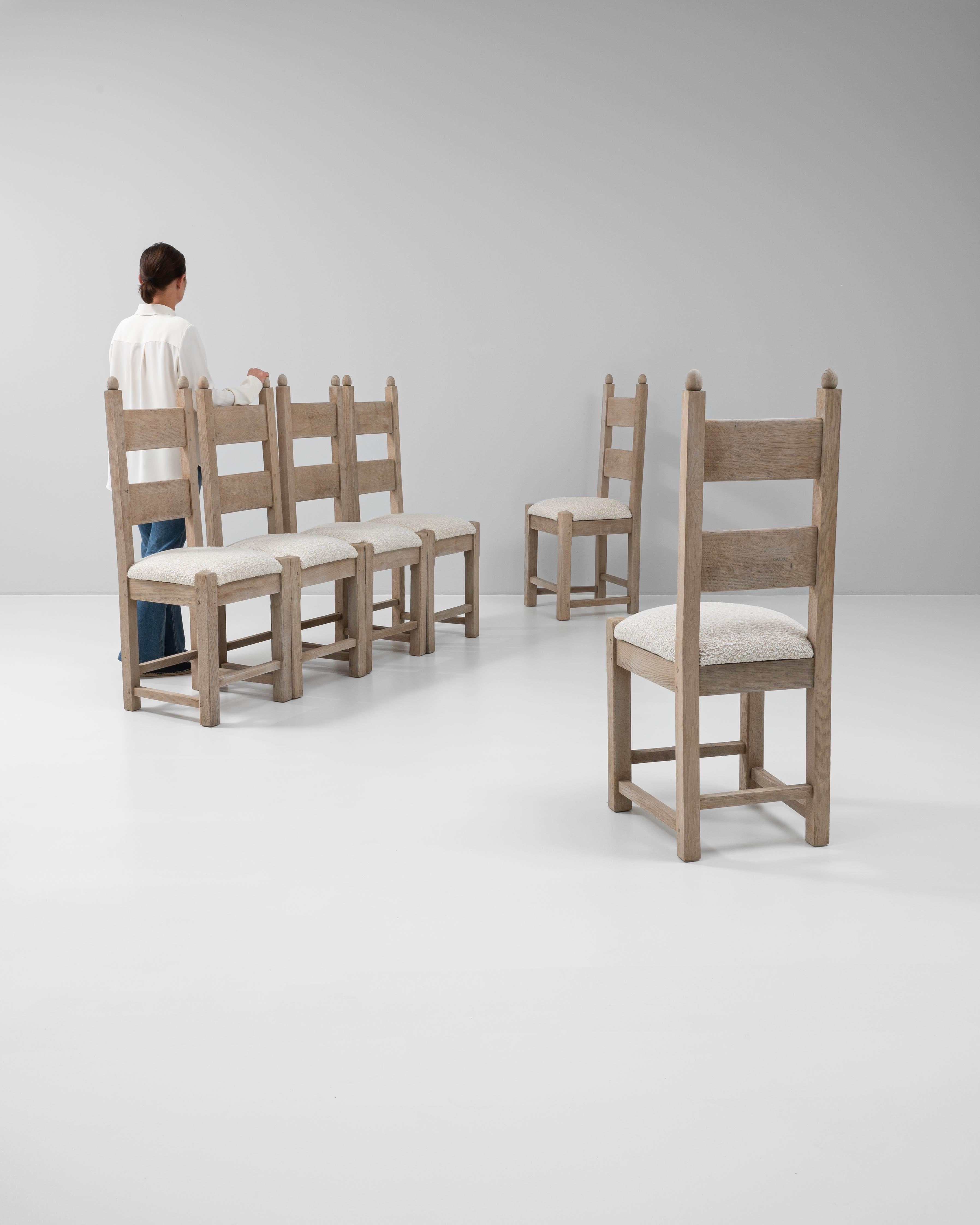 20th Century French Set Of Six Oak Dining Chairs Francés en venta