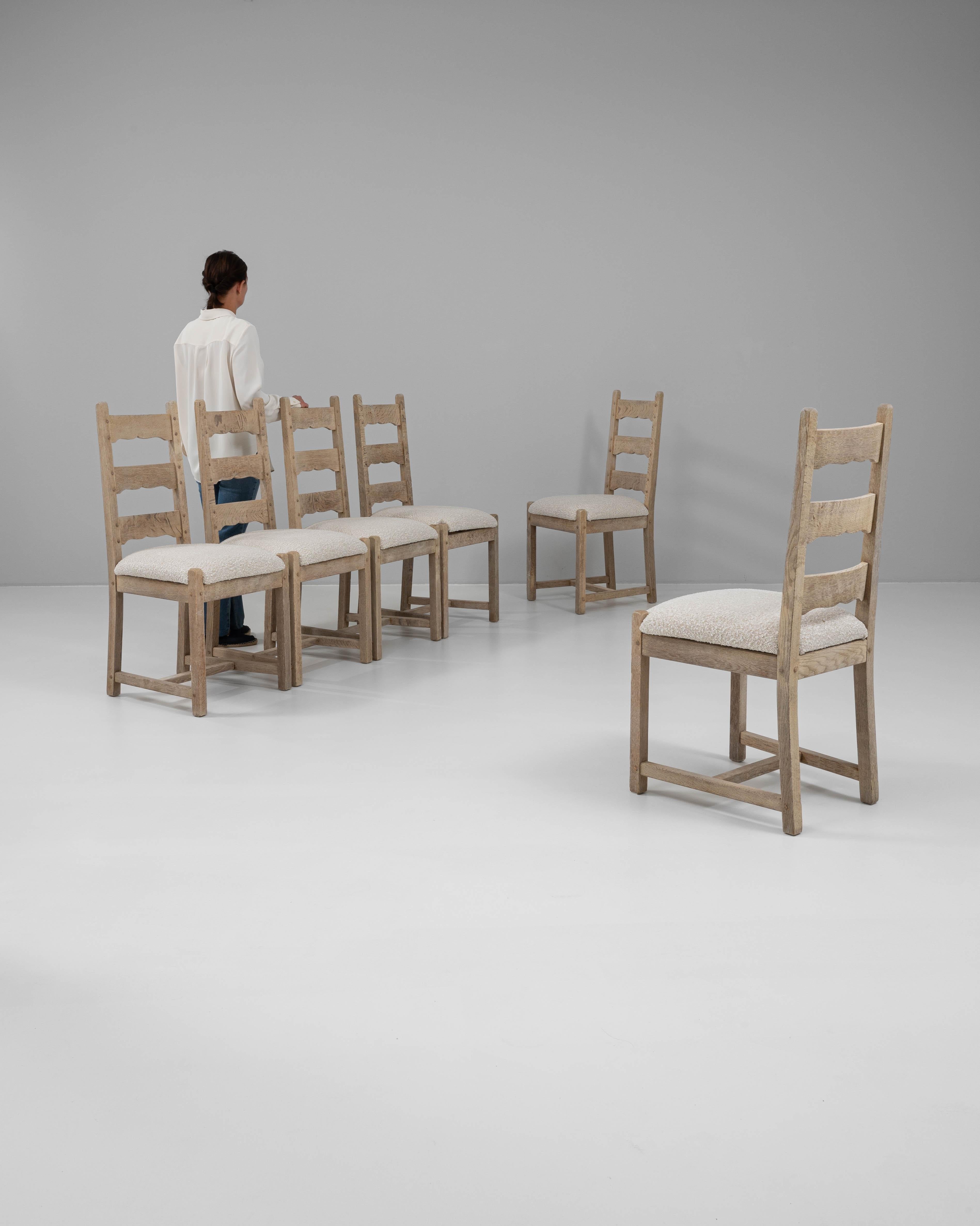 20th Century French Set Of Six Oak Dining Chairs Francés en venta