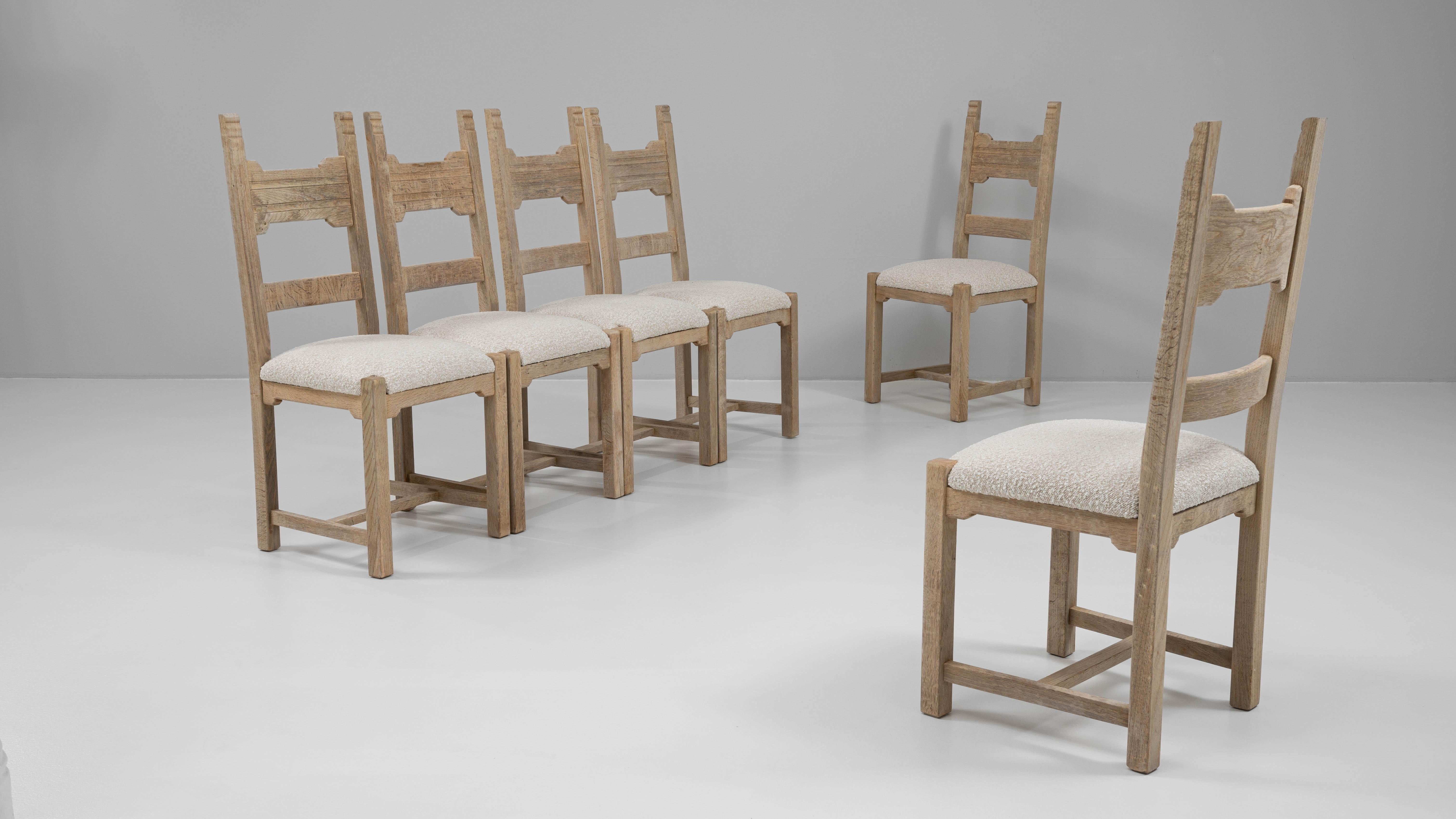 20th Century French Set Of Six Oak Dining Chairs Bouclé en venta