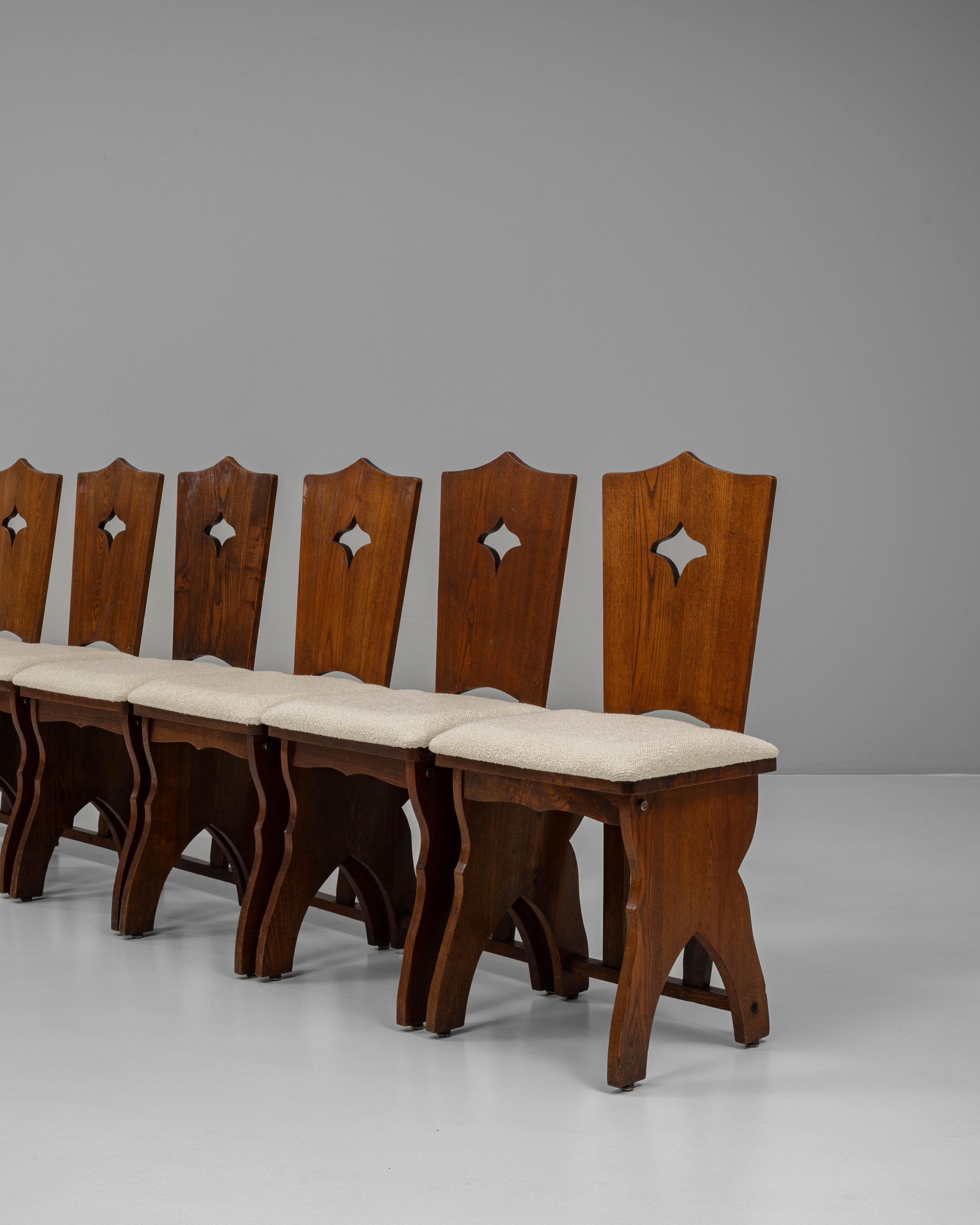 Ensemble de six chaises de salle à manger en chêne du 20e siècle avec sièges tapissés en vente 6