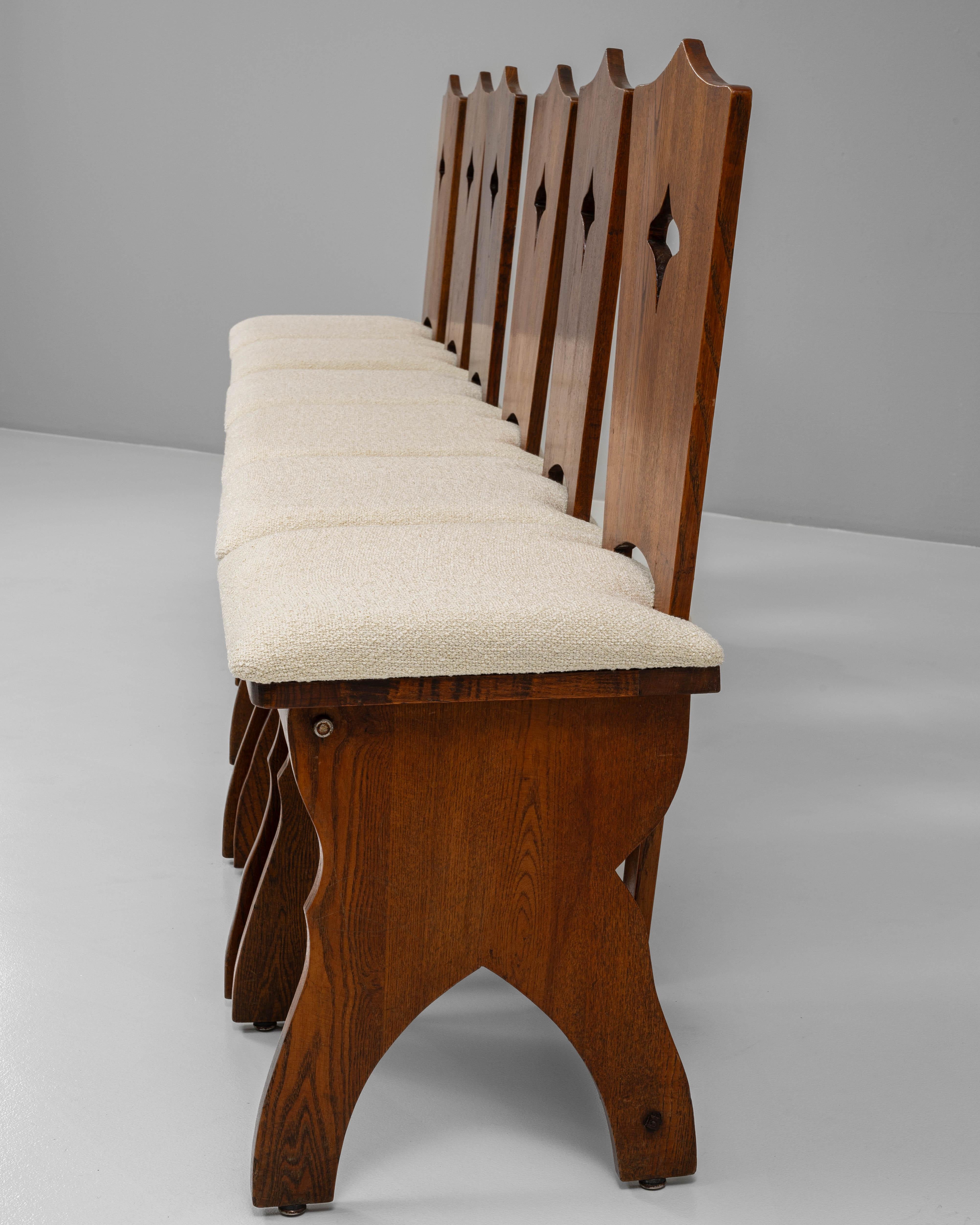 Ensemble de six chaises de salle à manger en chêne du 20e siècle avec sièges tapissés en vente 8