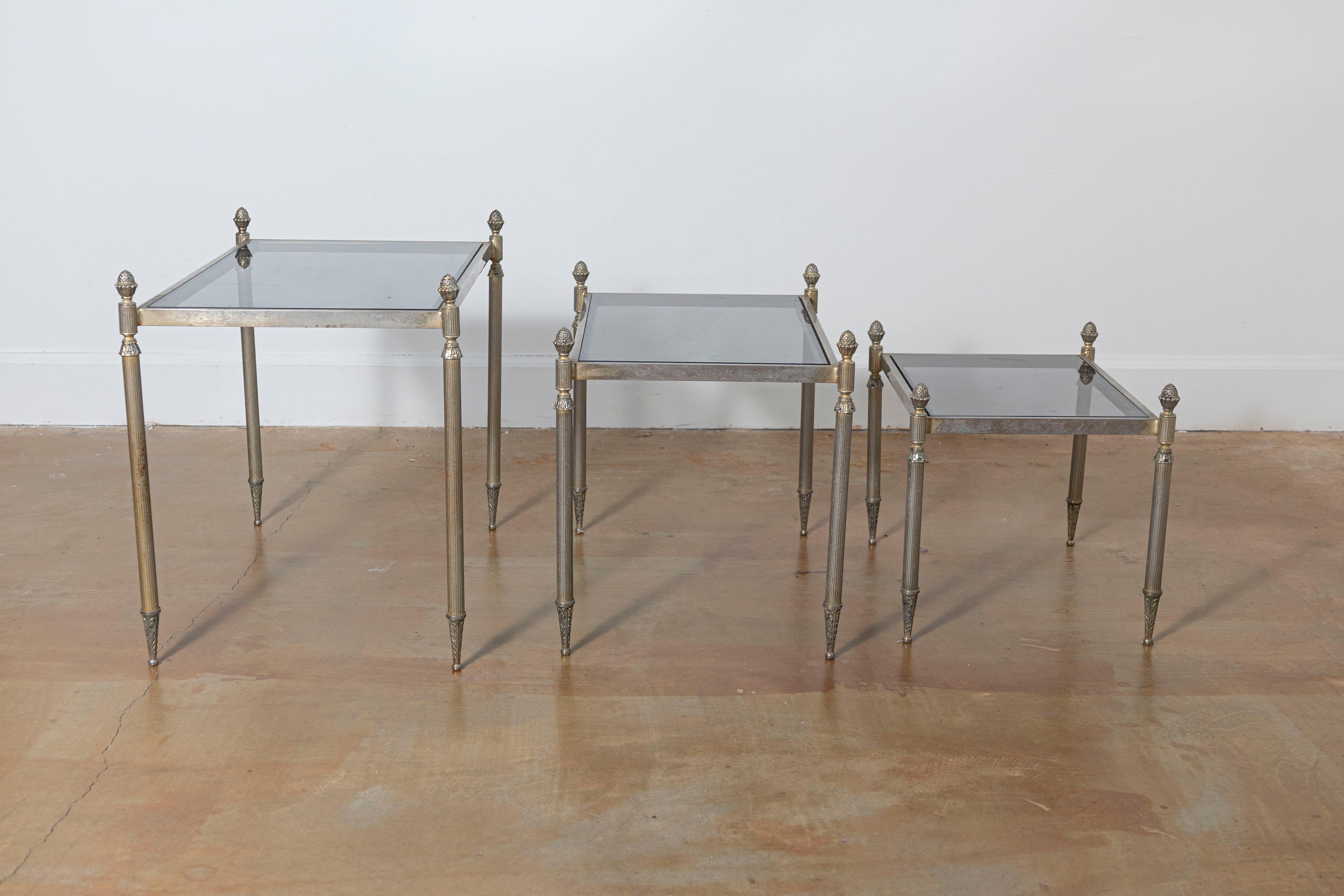 20th Century French Set of Three Nesting Tables For Sale 4